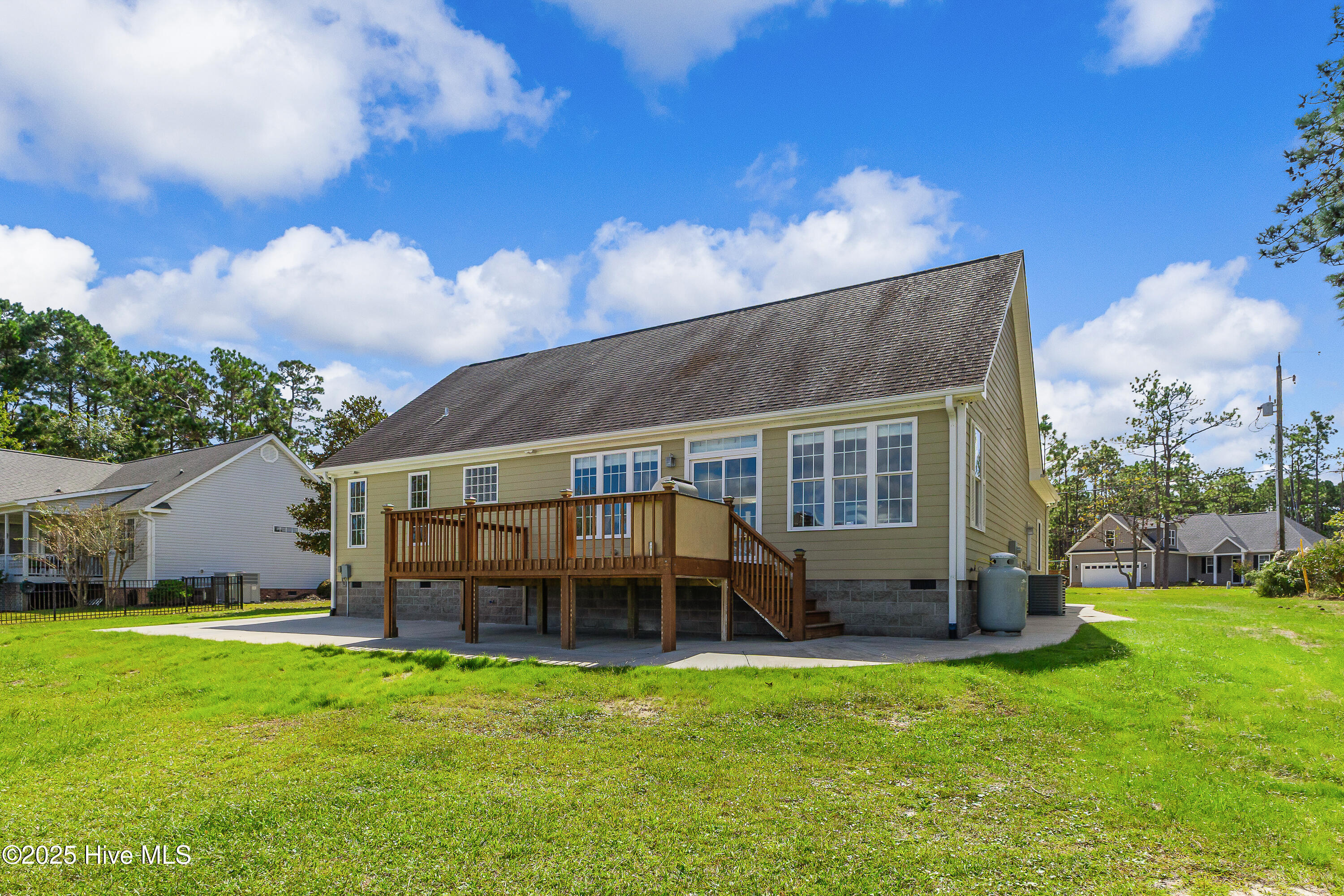 100535789 | Photo 37