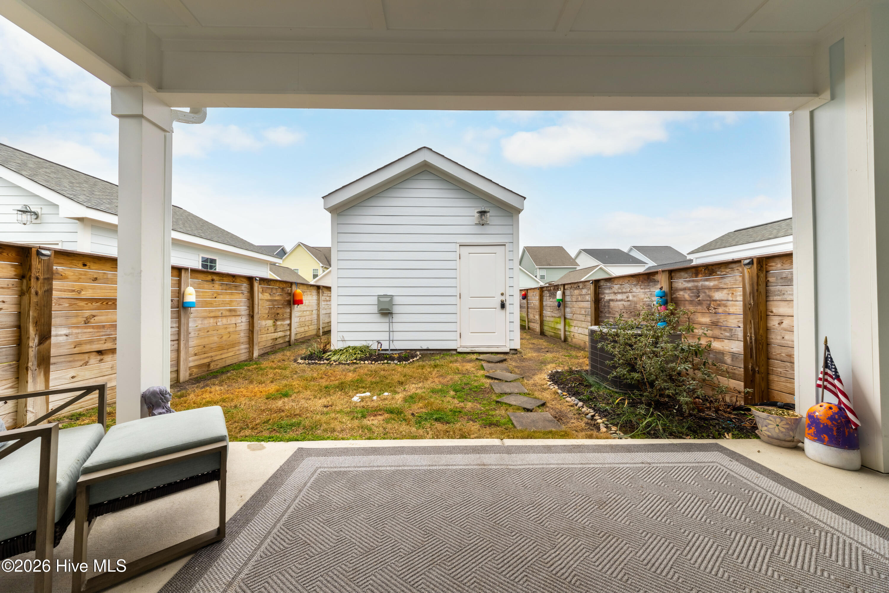 100558472 | Photo 28