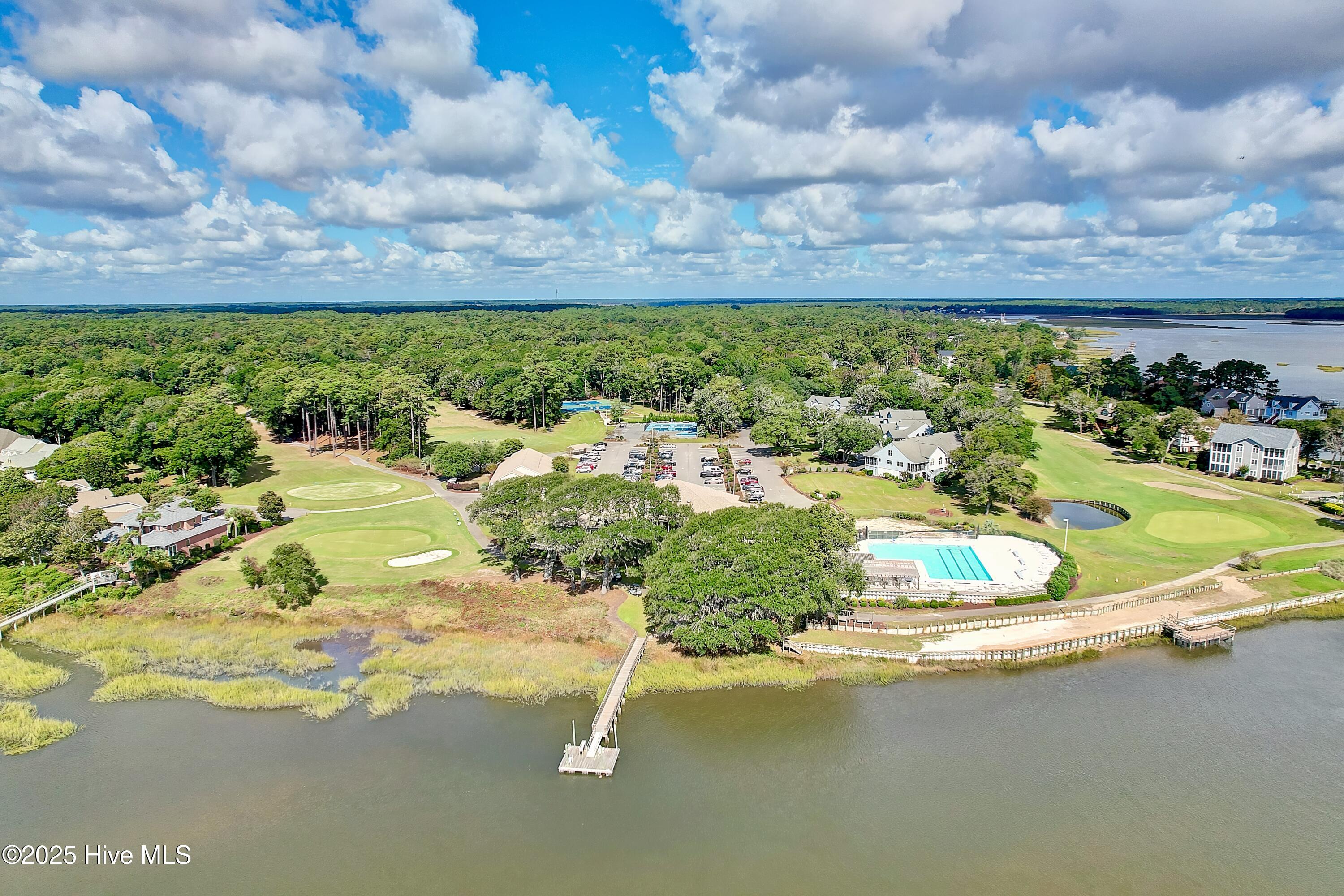 100533806 | Photo 49