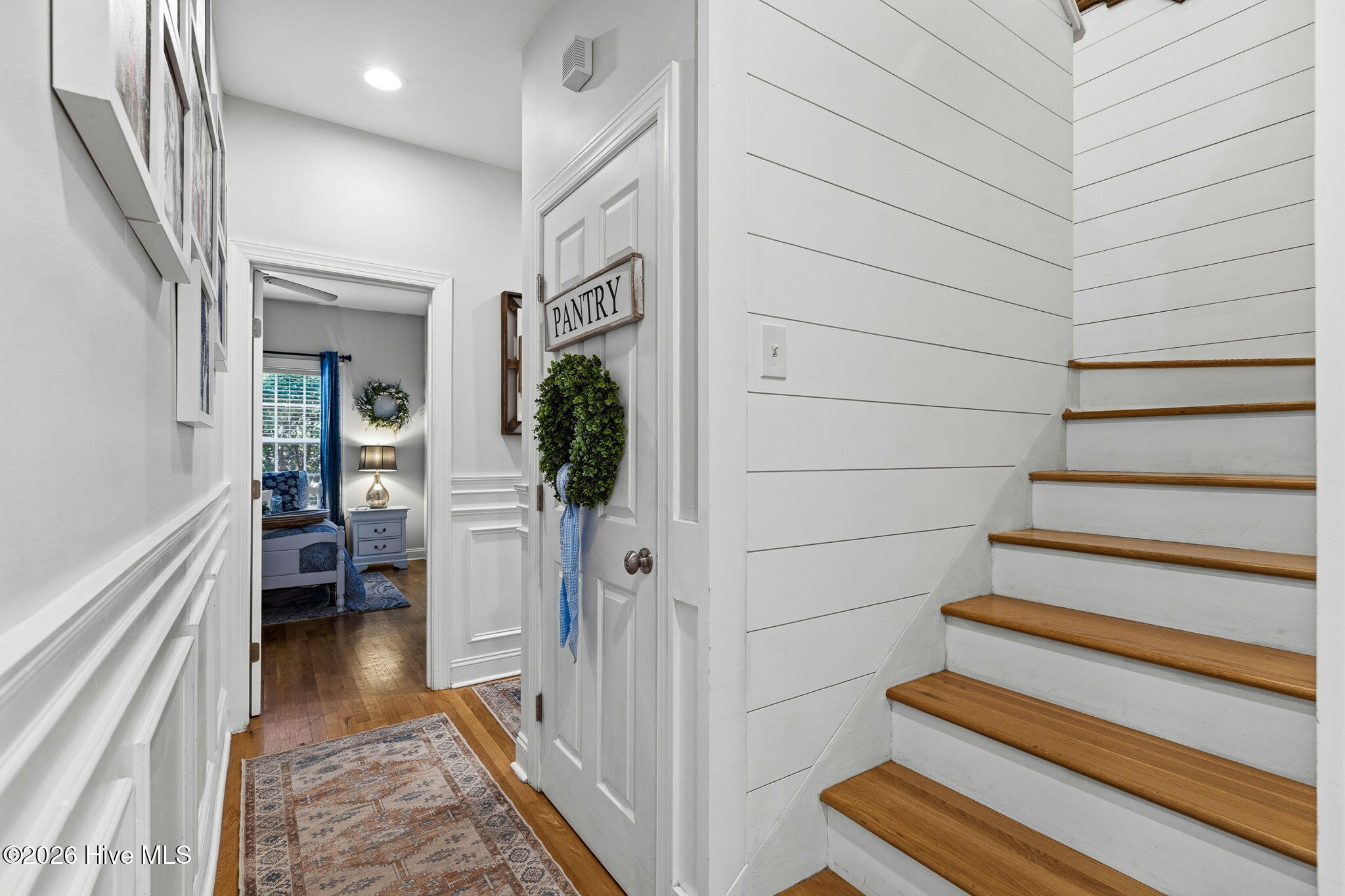 100561515 | Photo 66