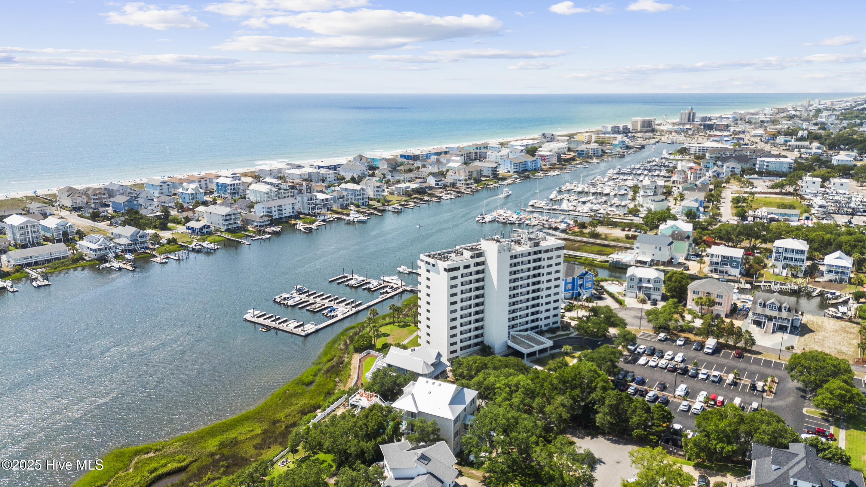 100567097 | Photo 37