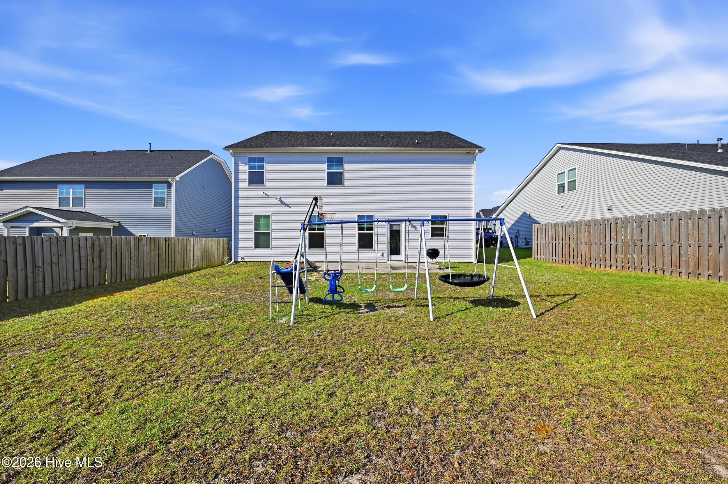 100566702 | Photo 42