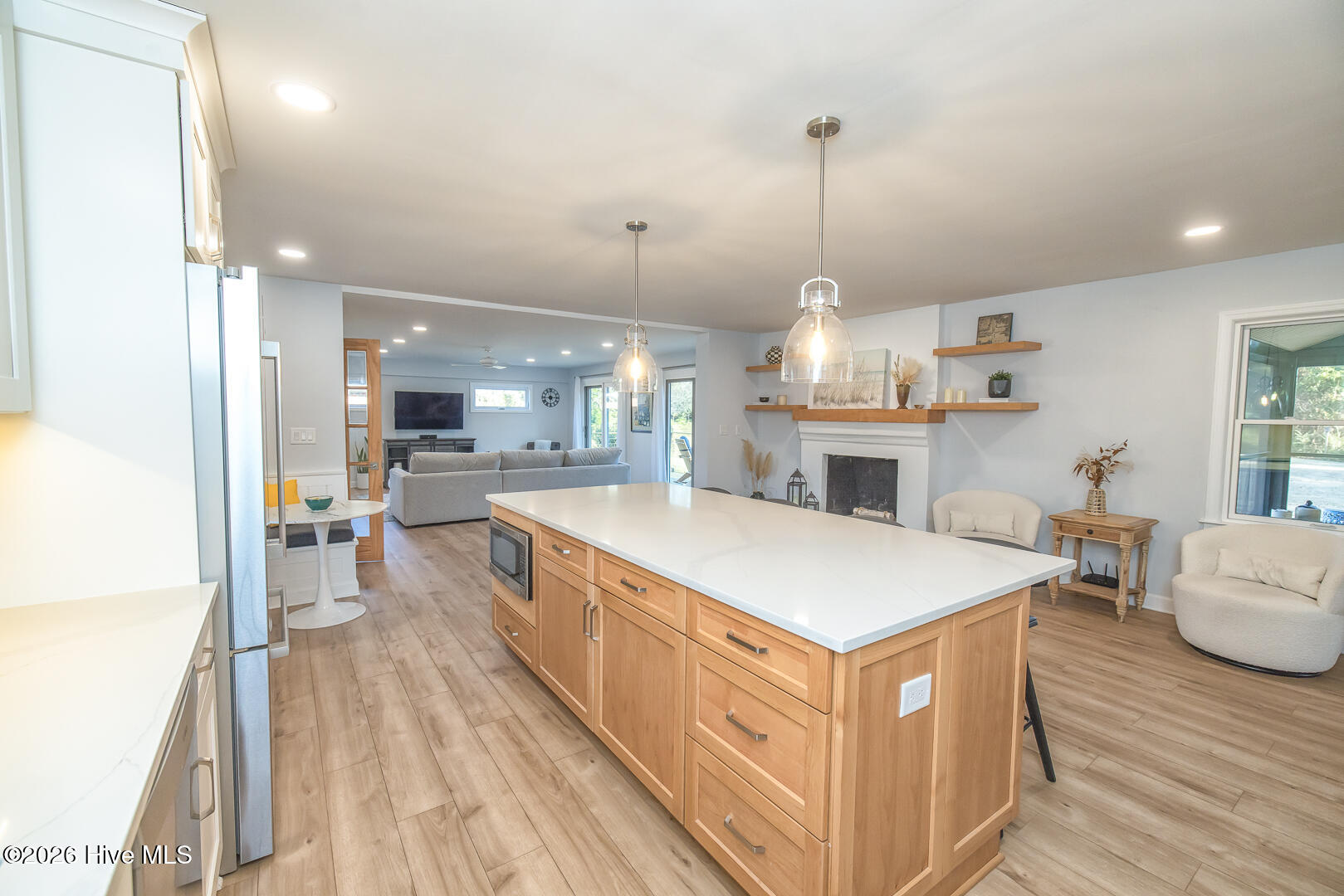 100553040 | Photo 13