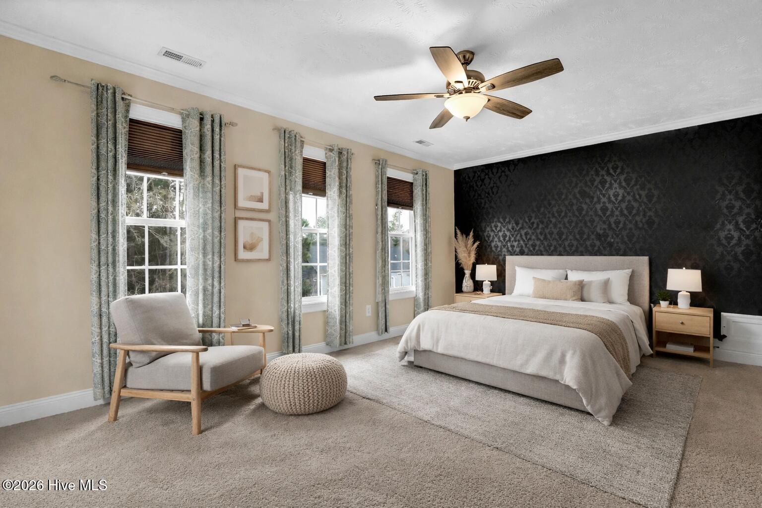 100550856 | Photo 26