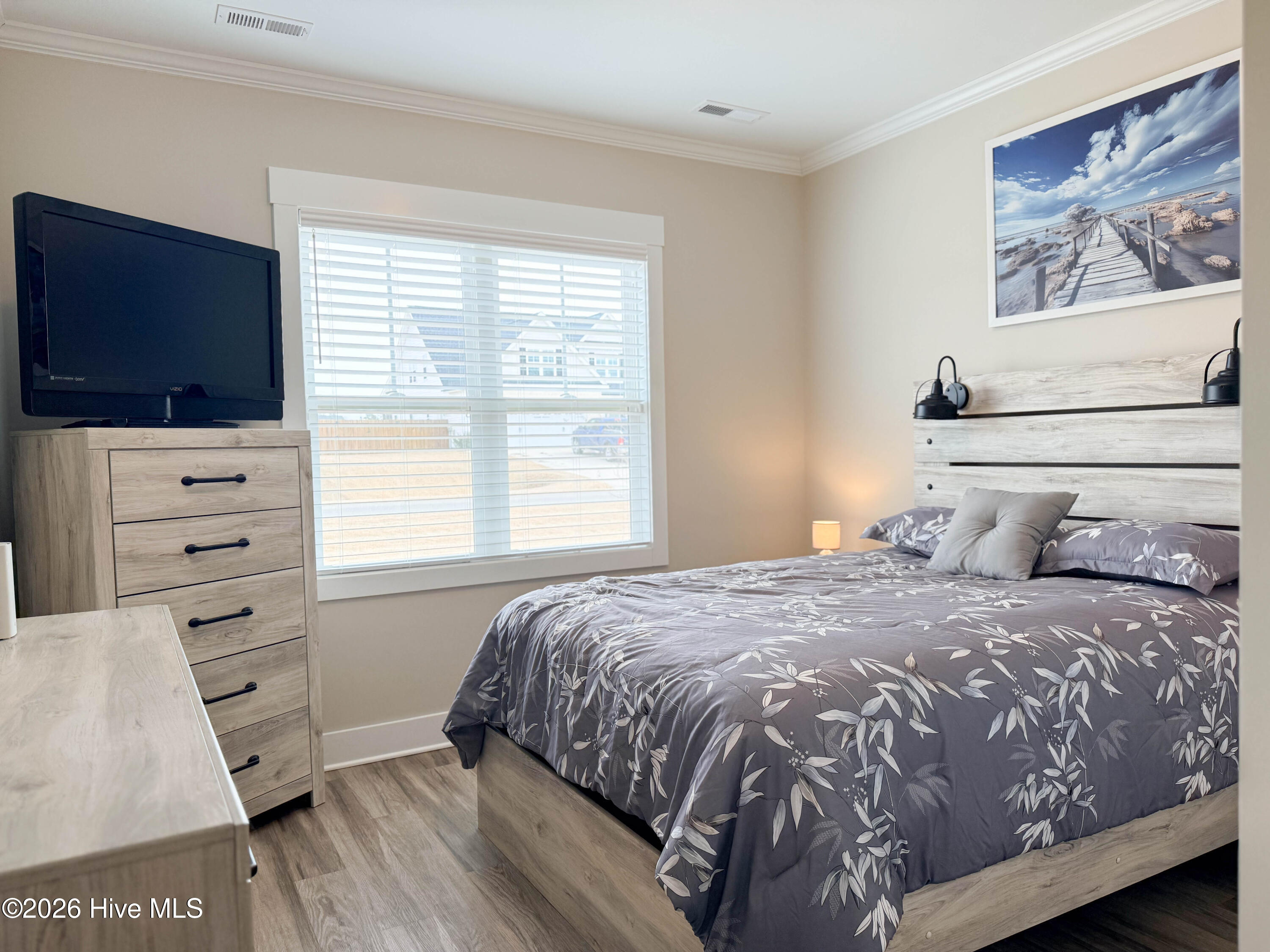 100560693 | Photo 34