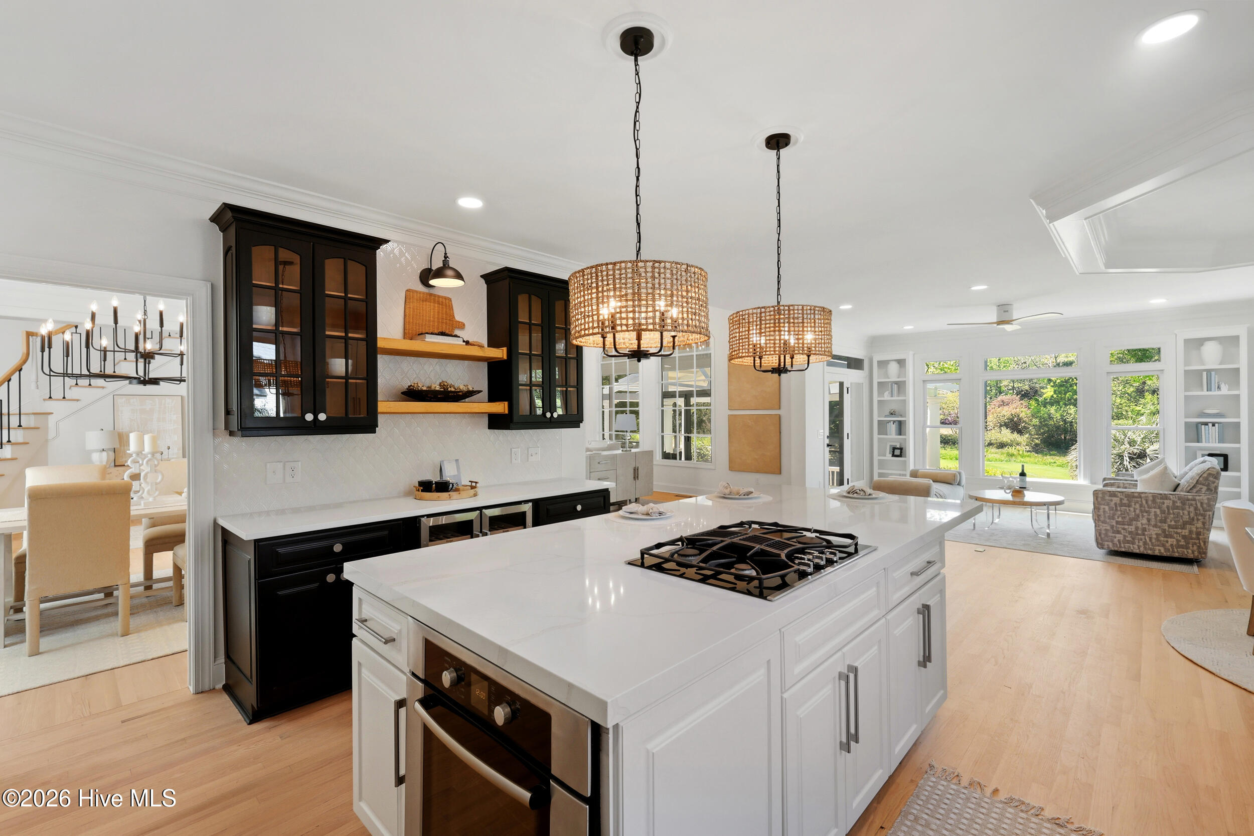 100540721 | Photo 25