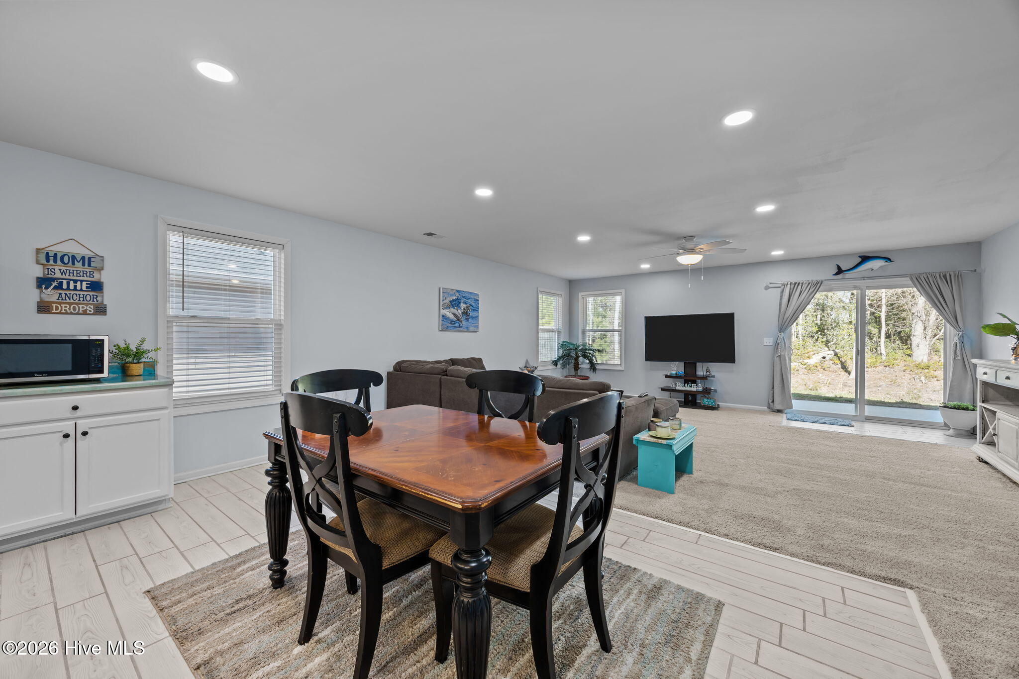 100551774 | Photo 12