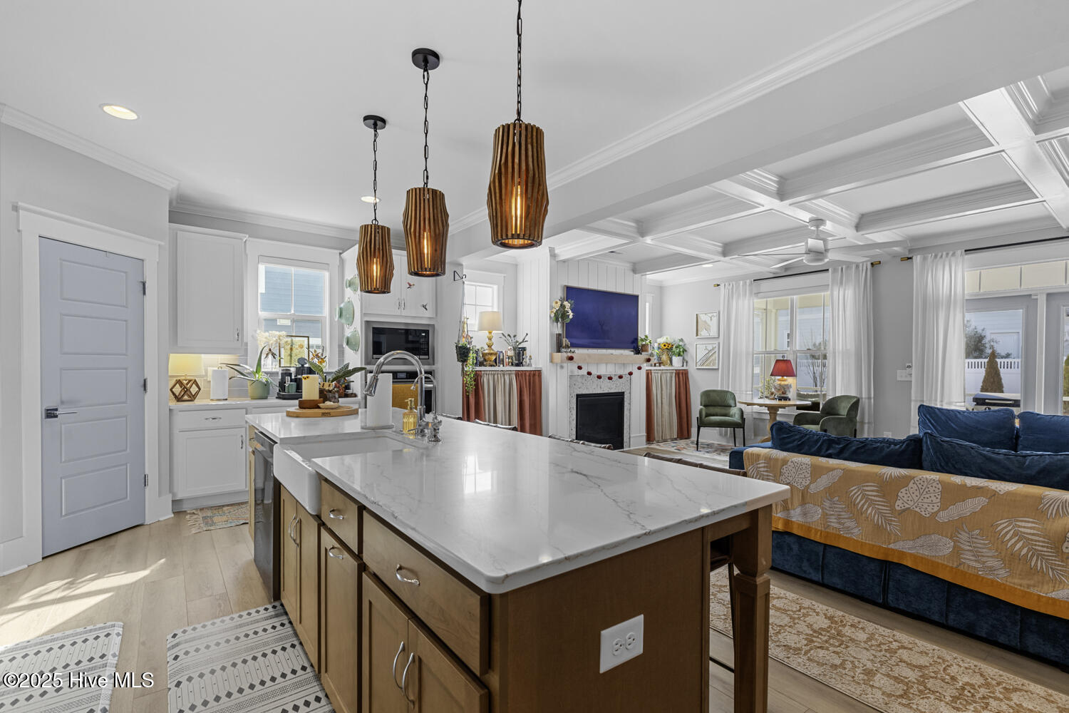 100545197 | Photo 20