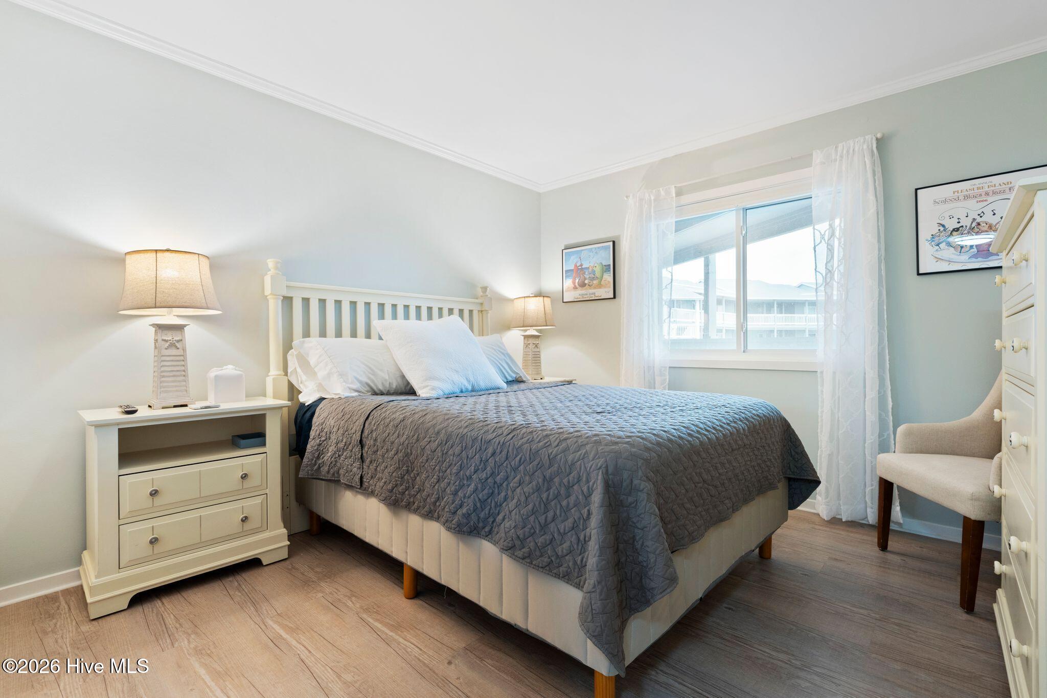 100554597 | Photo 26