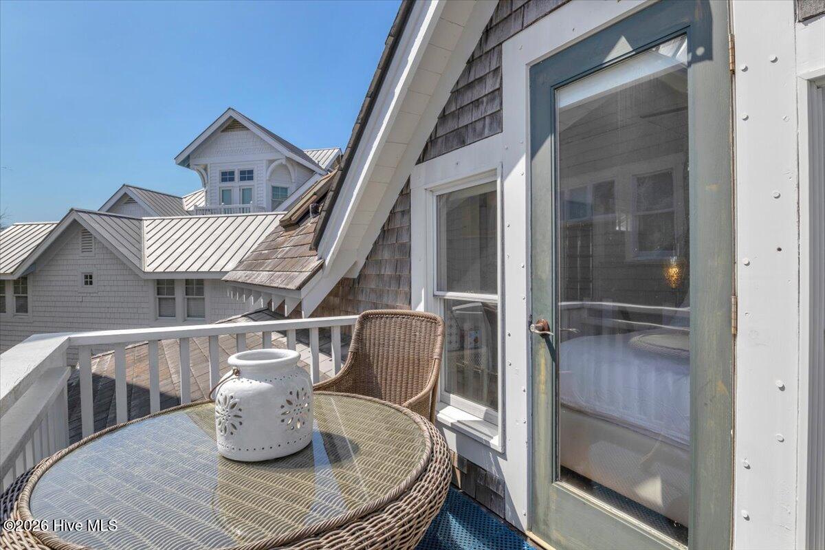 100563686 | Photo 27