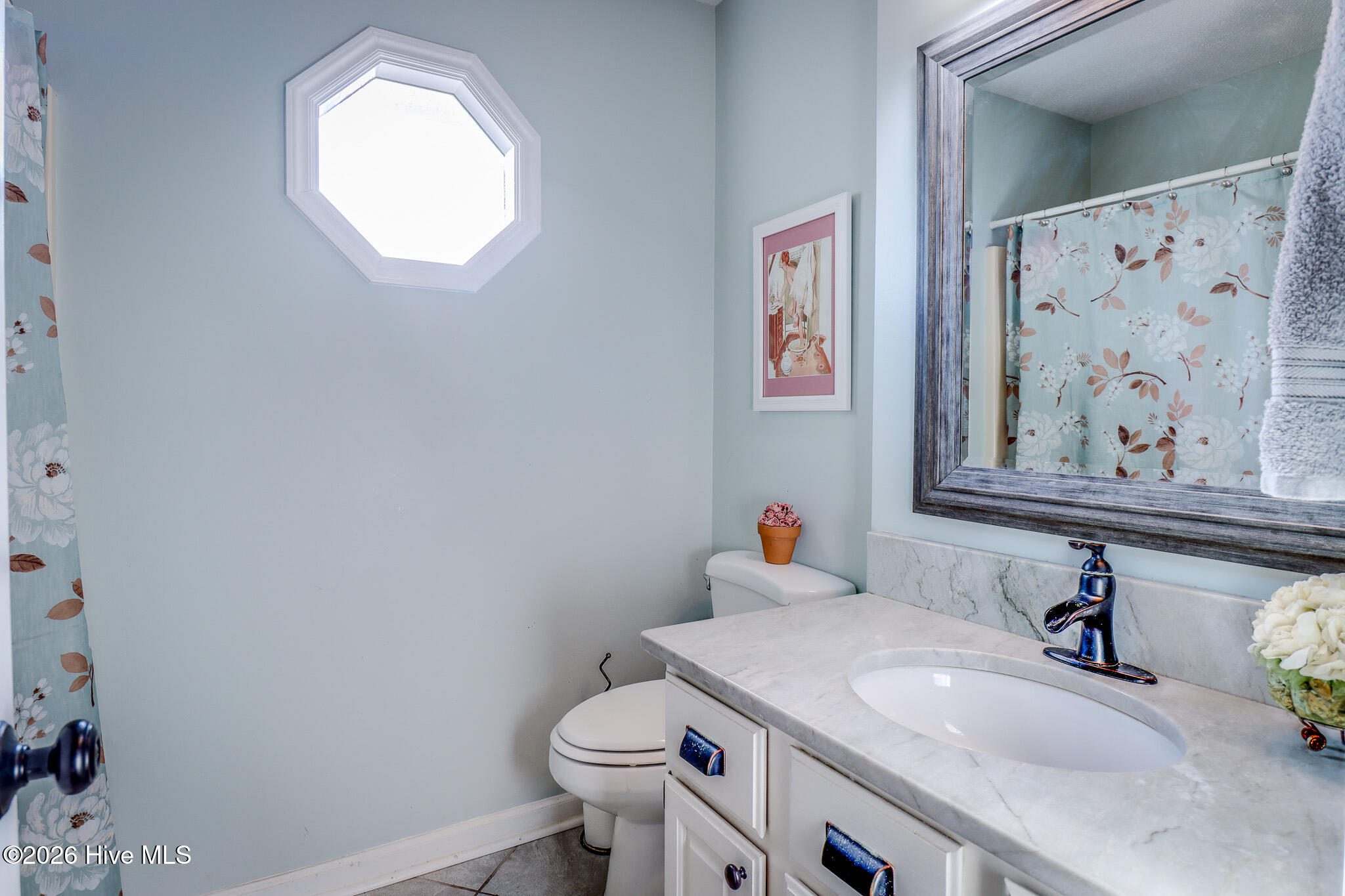 100559581 | Photo 22