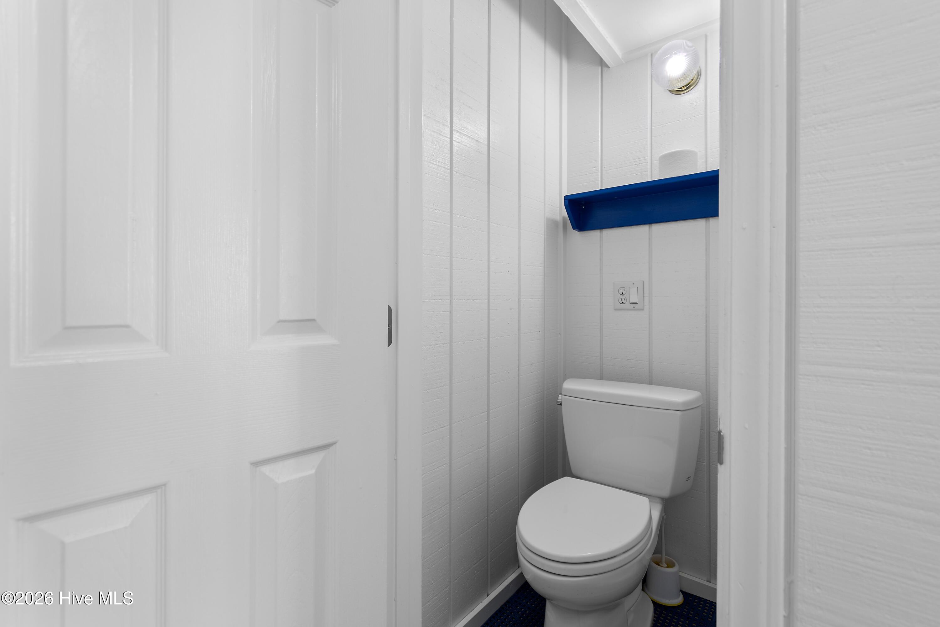 100551150 | Photo 42