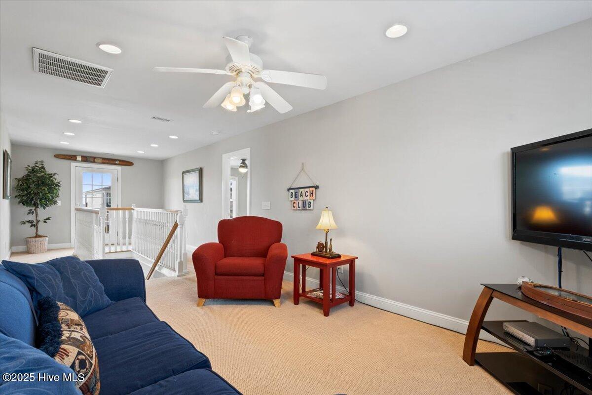 100556951 | Photo 36