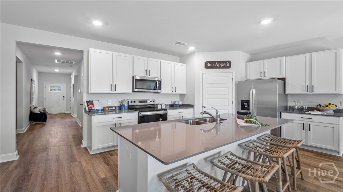 Homes for sale in Guyton, GA | 115 Juniper Dr, Guyton, GA 31312 | MLS# SA339454