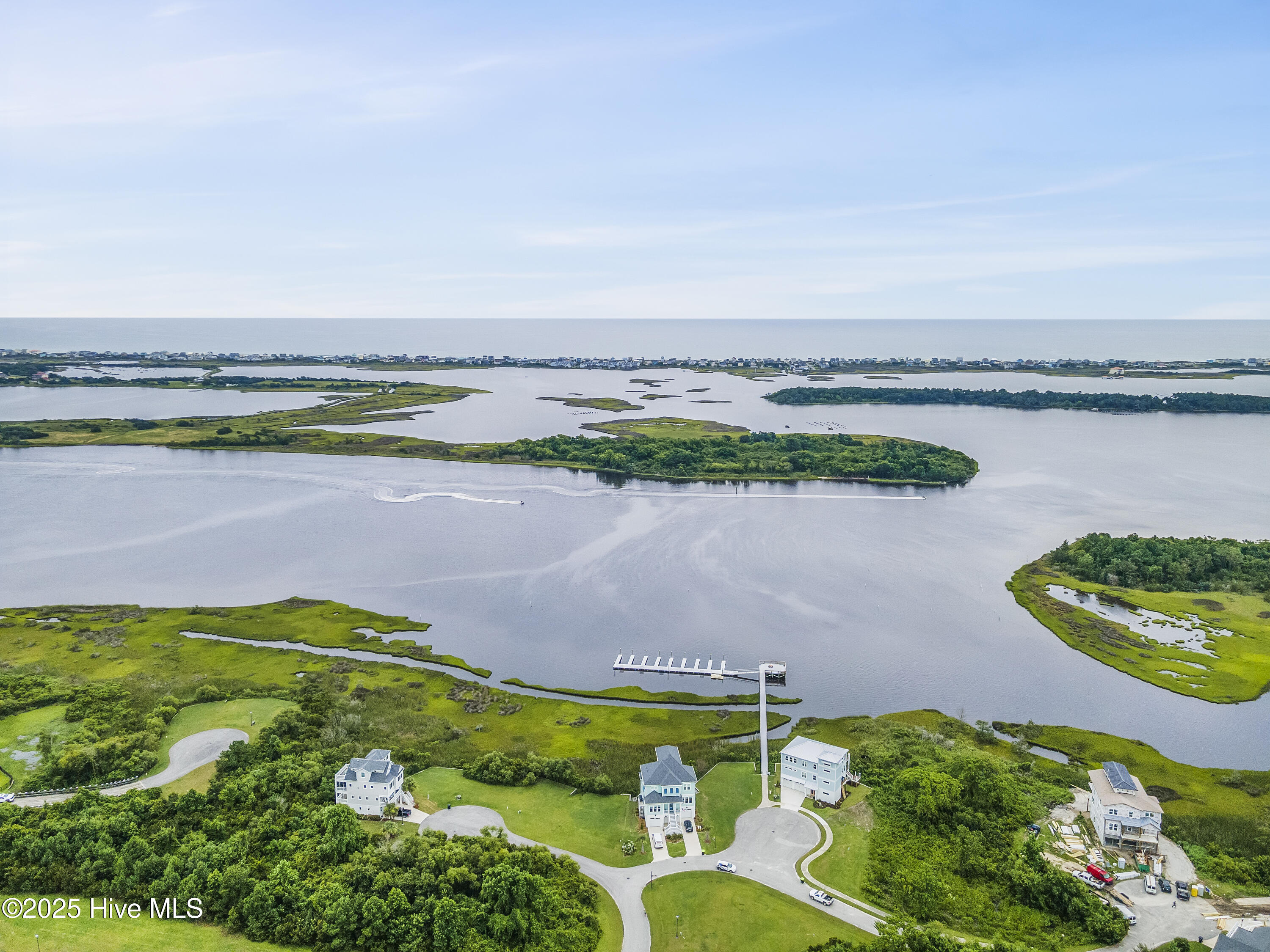 100524767 | Photo 36