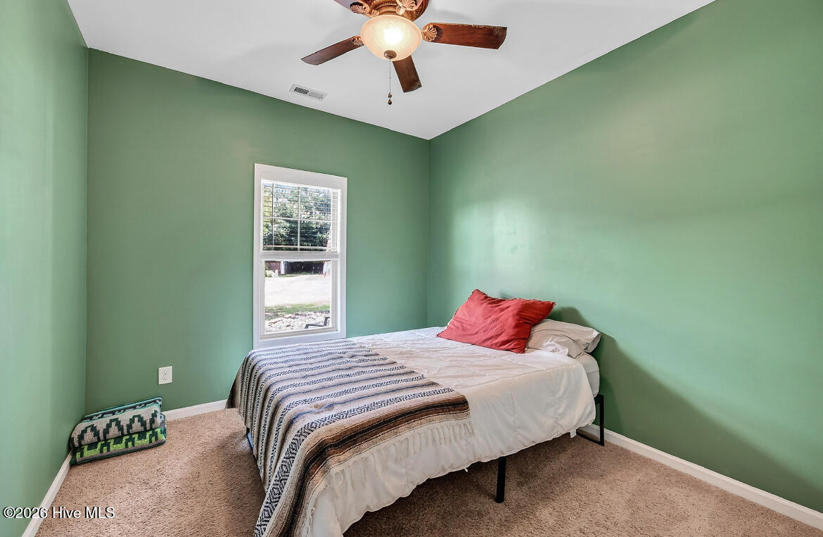 413 Peppermint Drive,Hubert