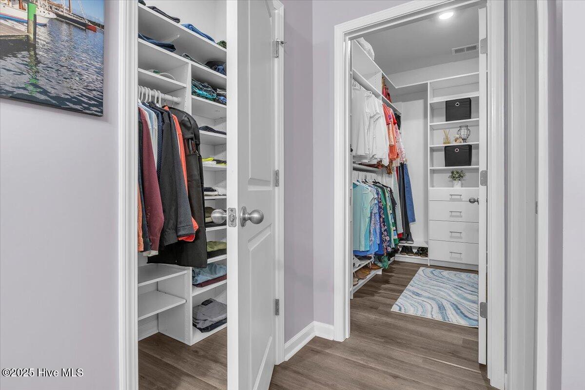 100539995 | Photo 34