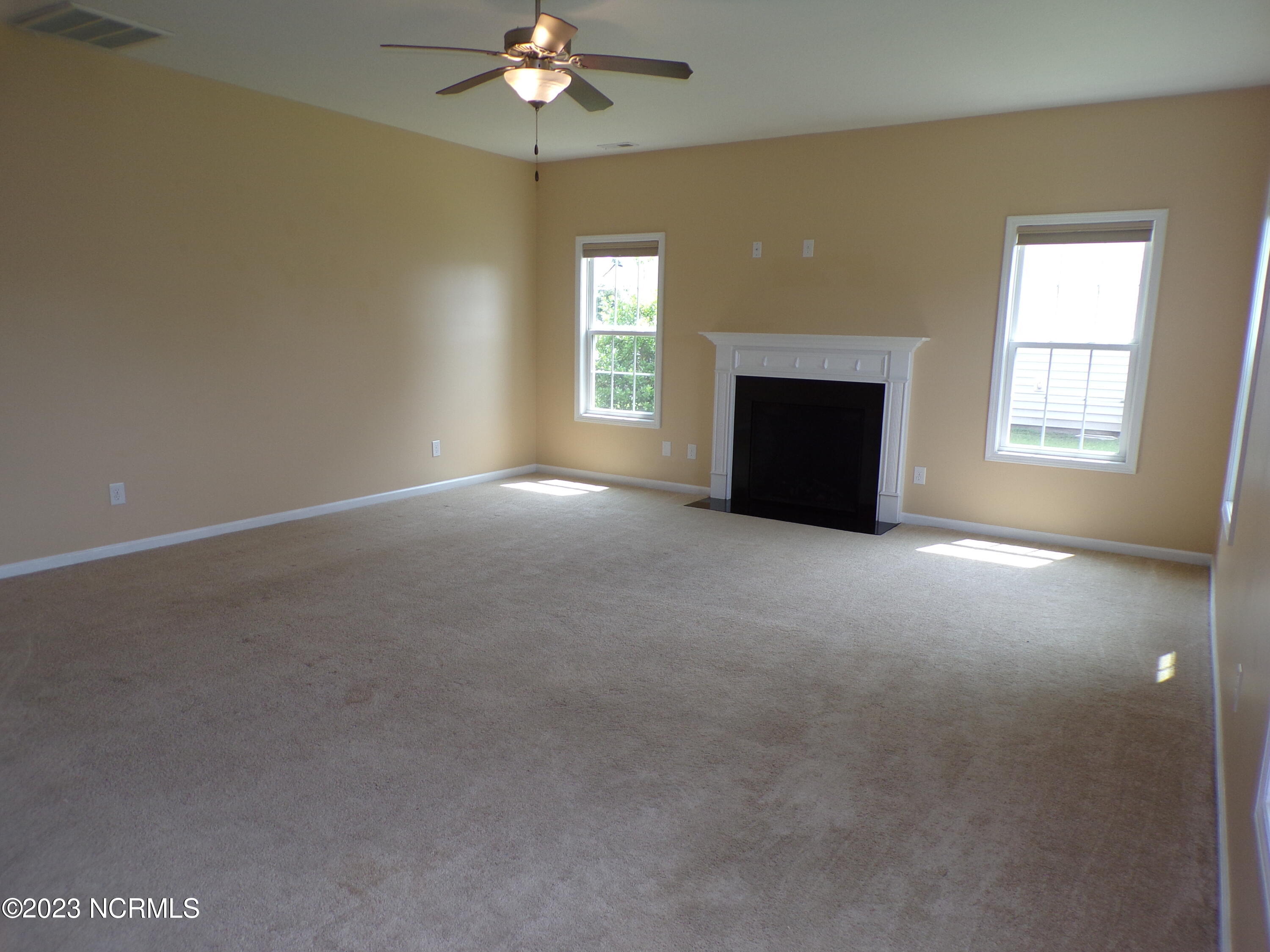 100559579 | Photo 55