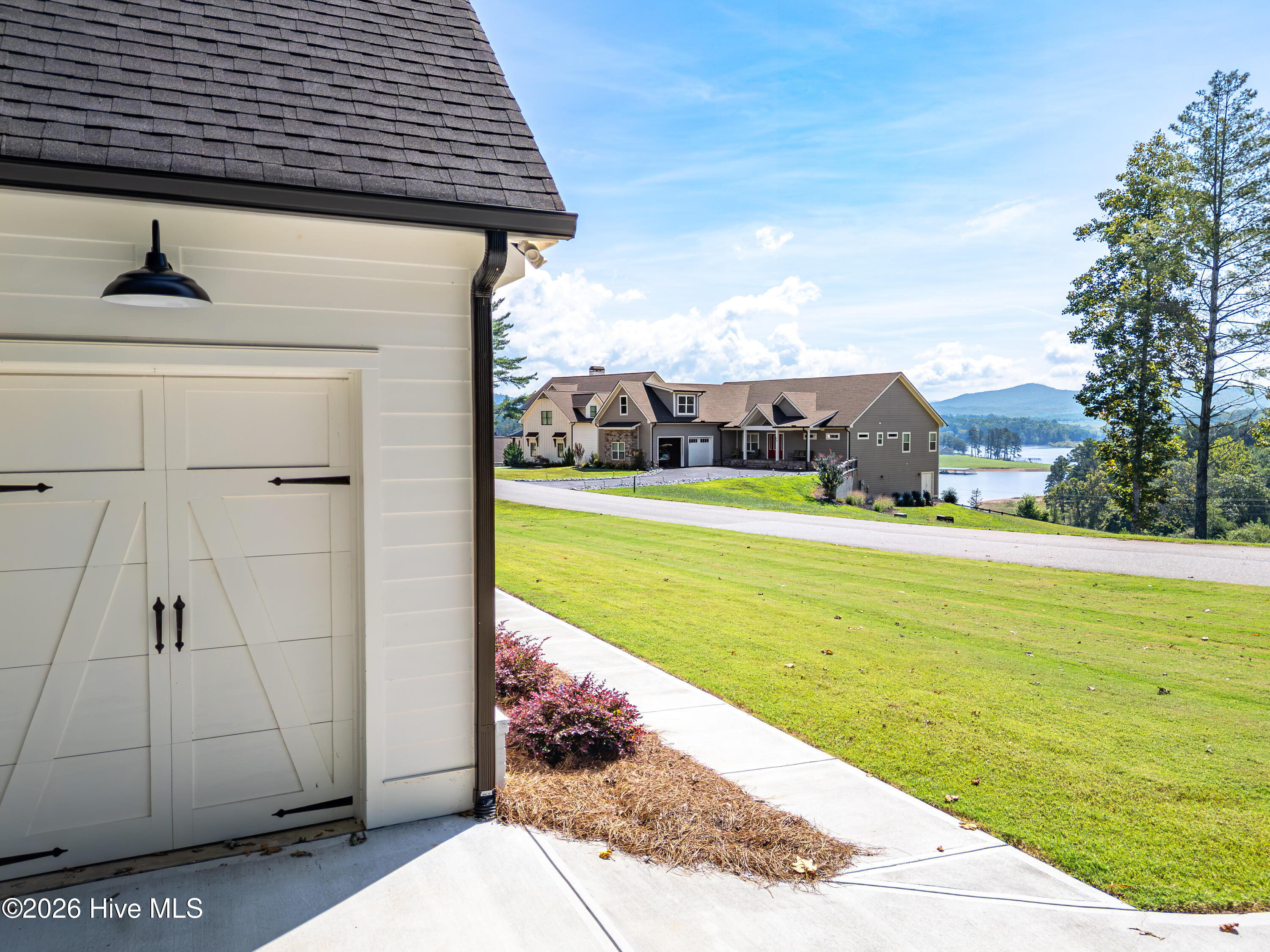 Photo 3 of Single family home for sale at 31 Clearview Ln, Blairsville, GA 30512 | MLS# 100603524 | Listing updated on 2026-09-15