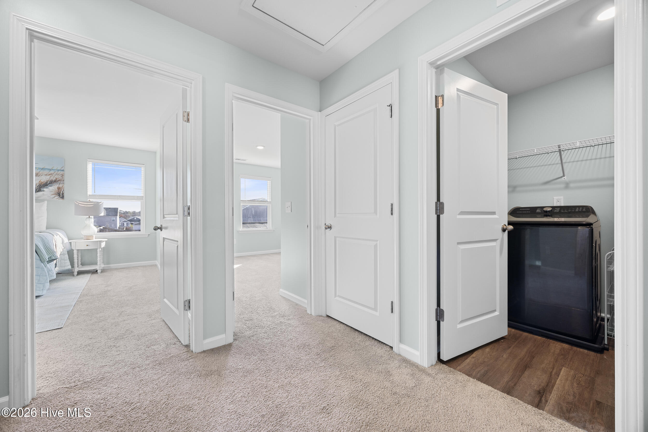 100561836 | Photo 20