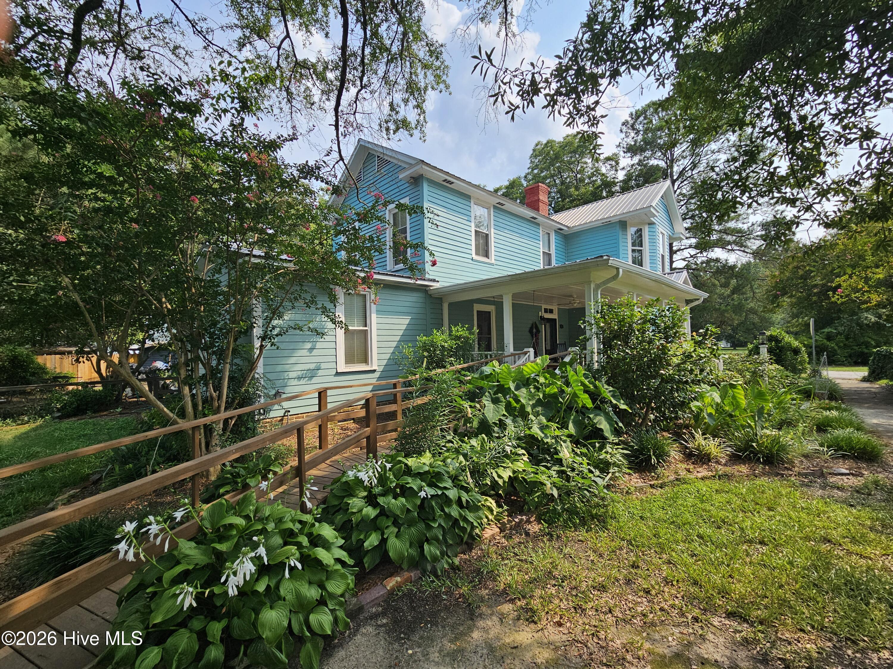 3rd image of 405 W Clinton St, Roseboro, NC 28382 | MLS# 100592195