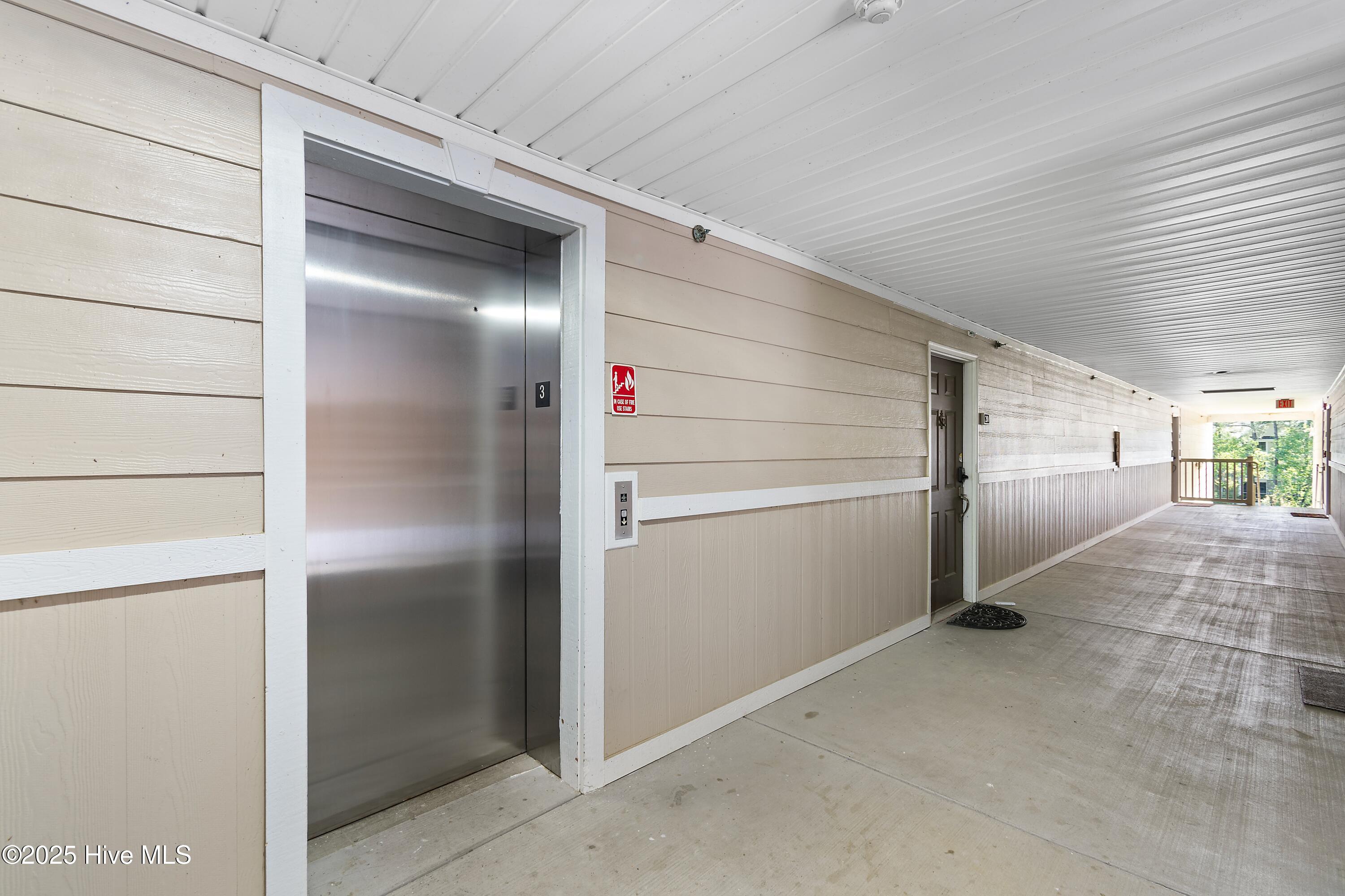 100552979 | Photo 28