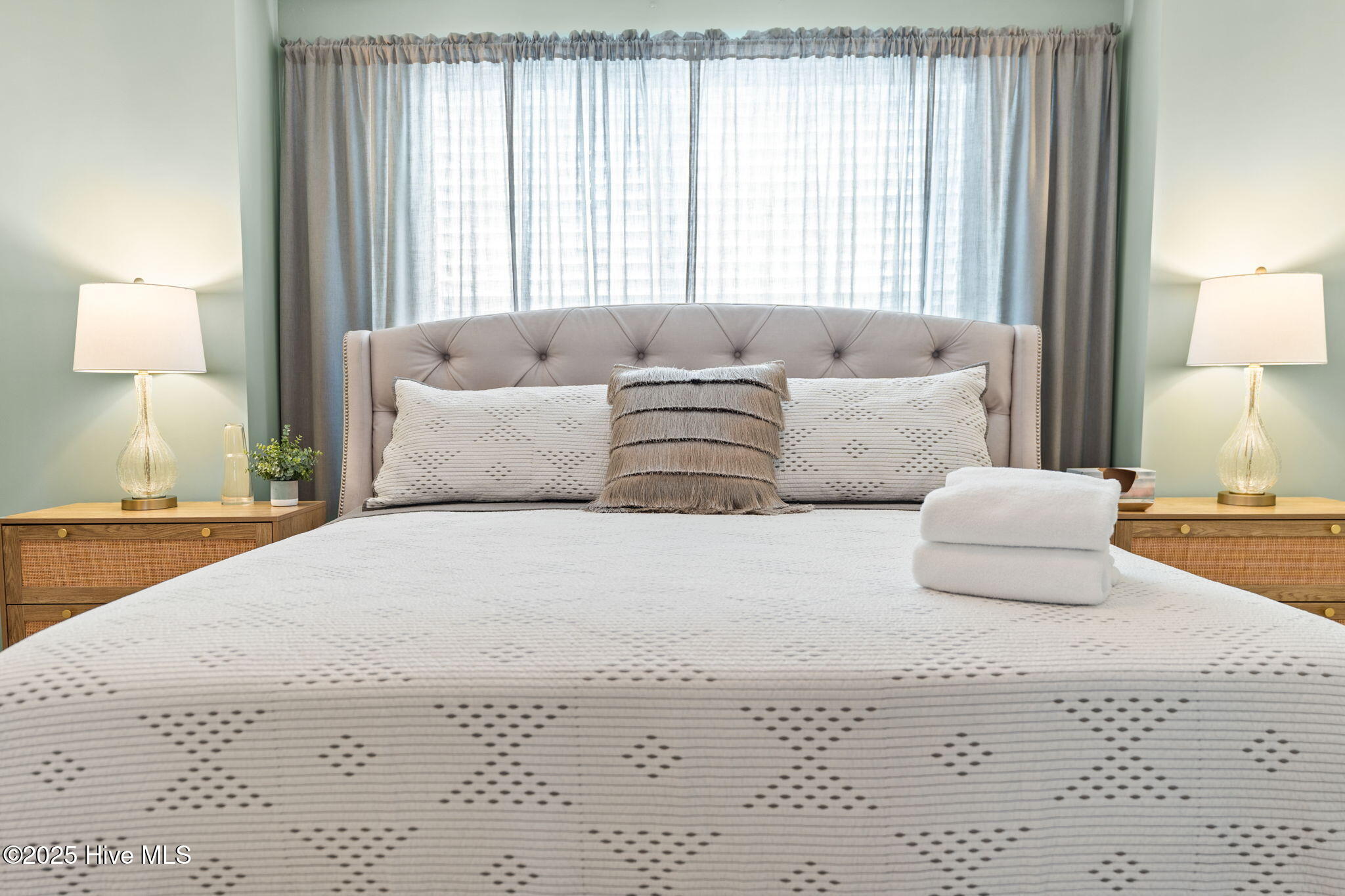 100538371 | Photo 34