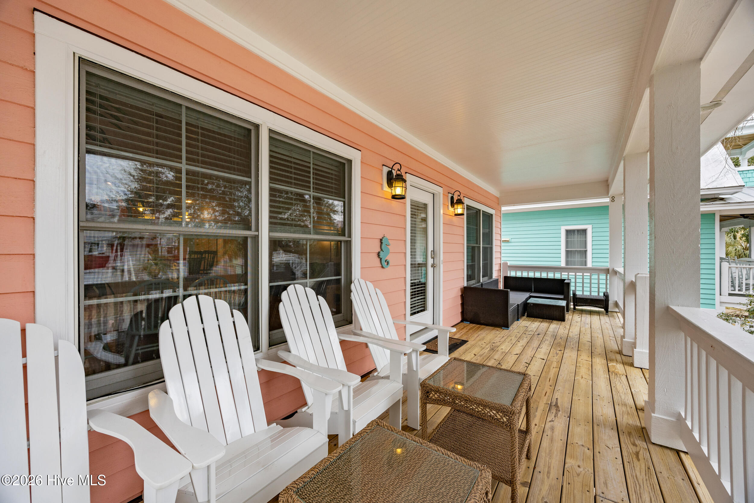 100555680 | Photo 43