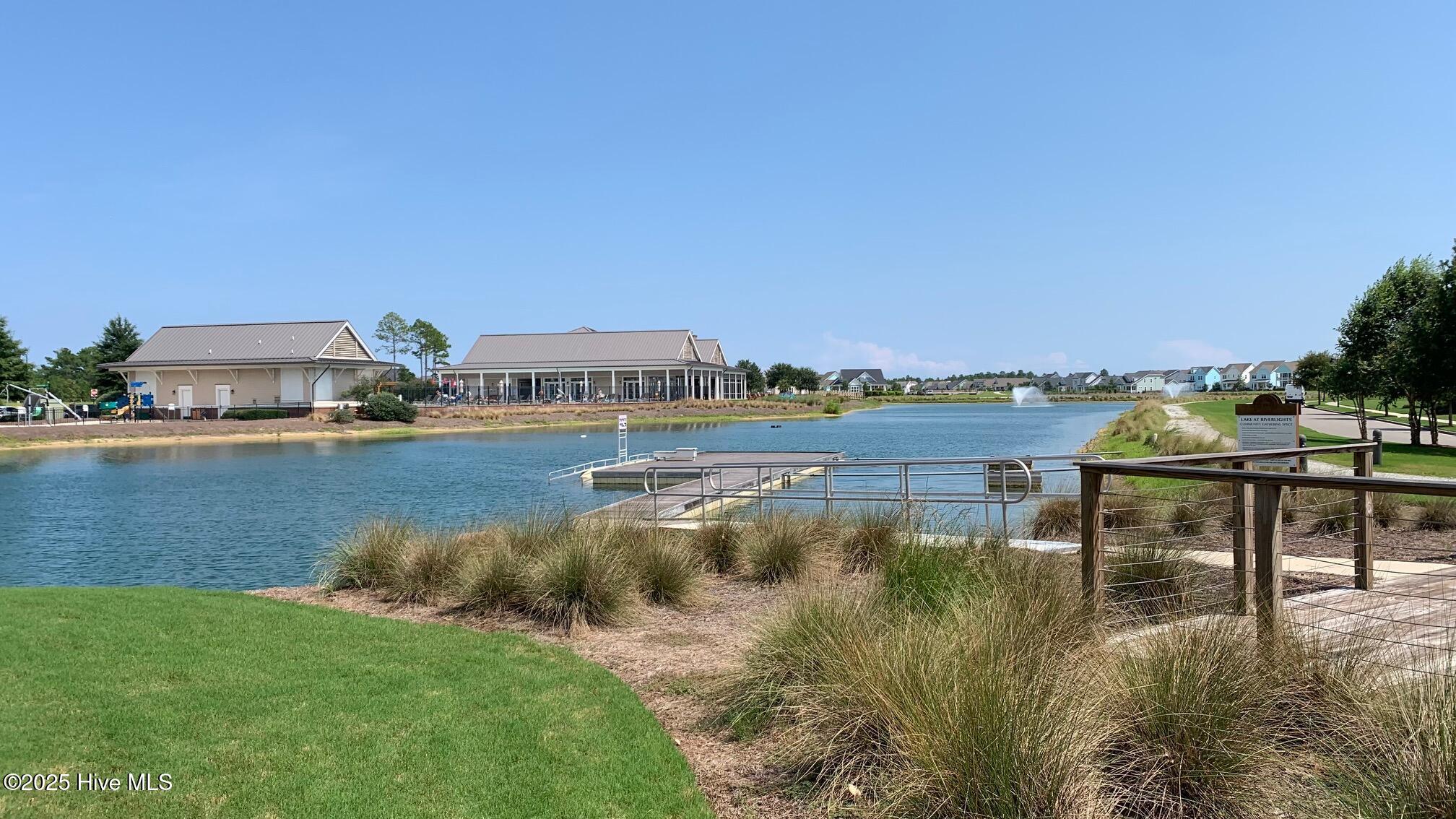 100524366 | Photo 85