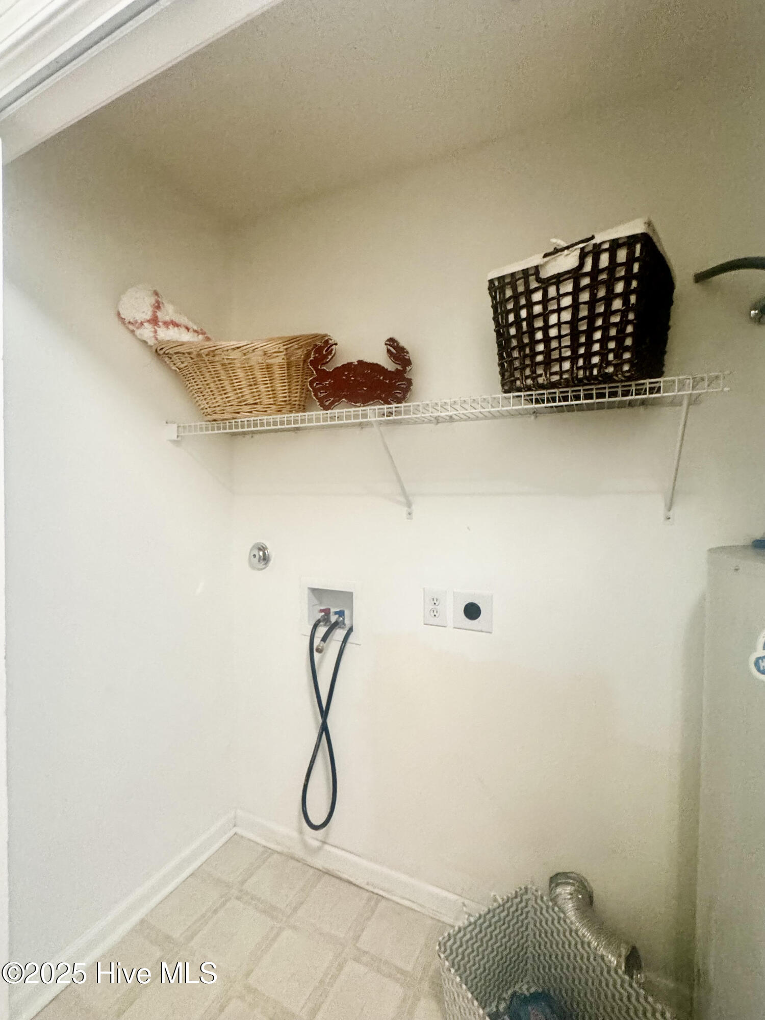 100544044 | Photo 24