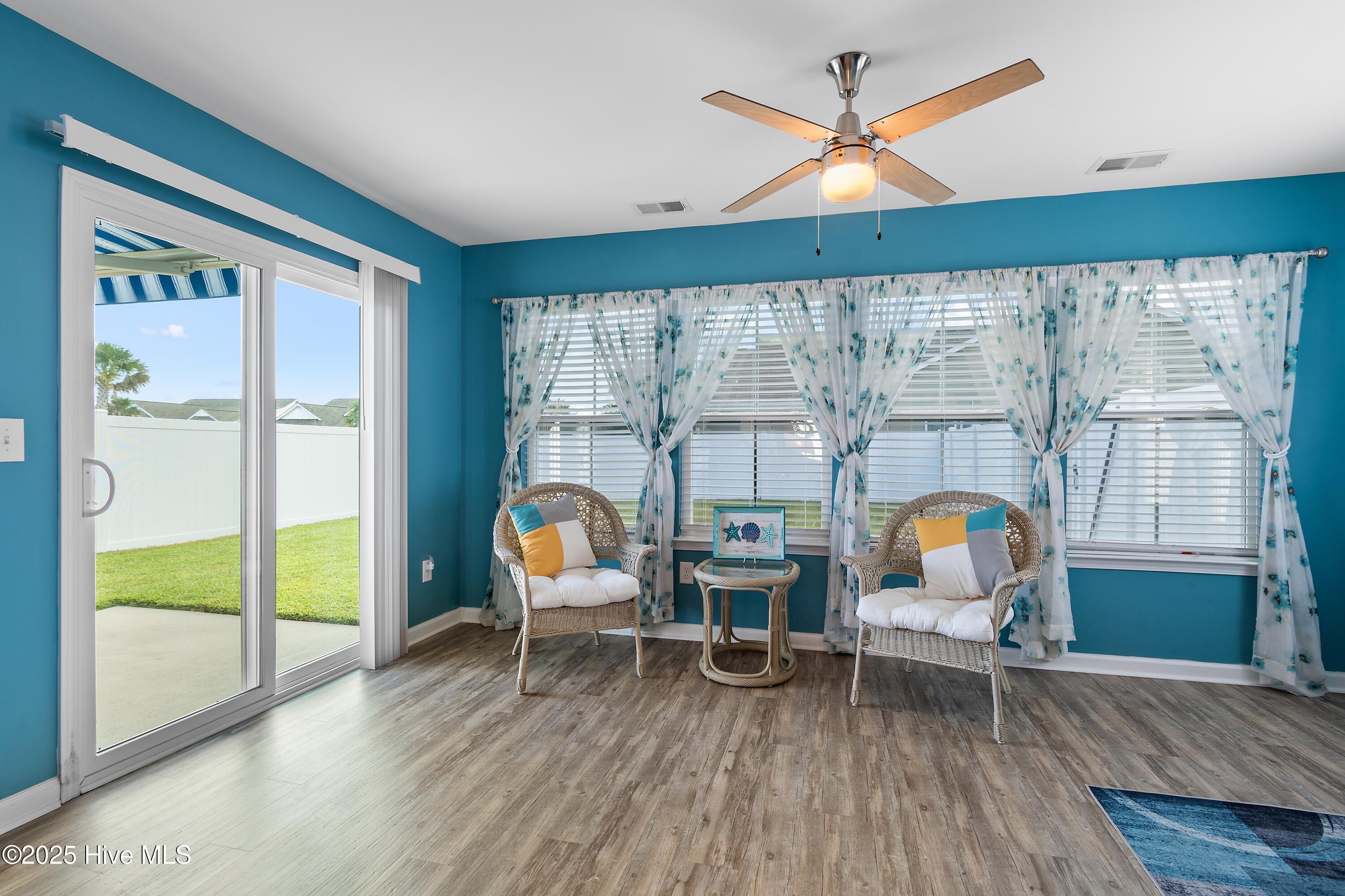 100535031 | Photo 35