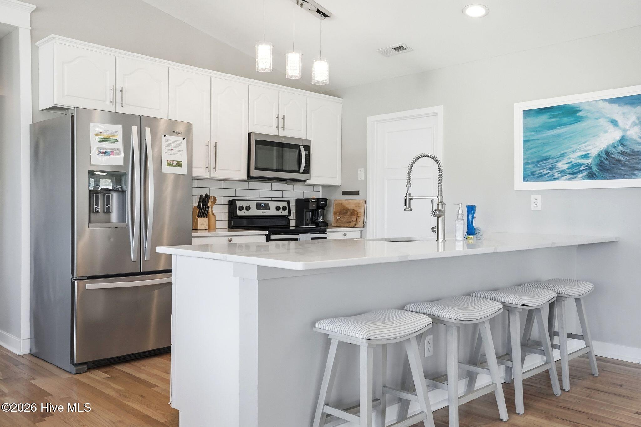 100558561 | Photo 29