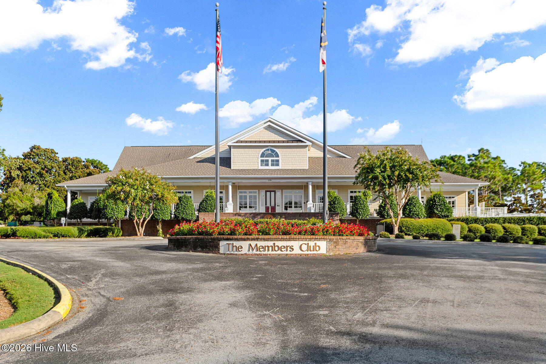 100558042 | Photo 82