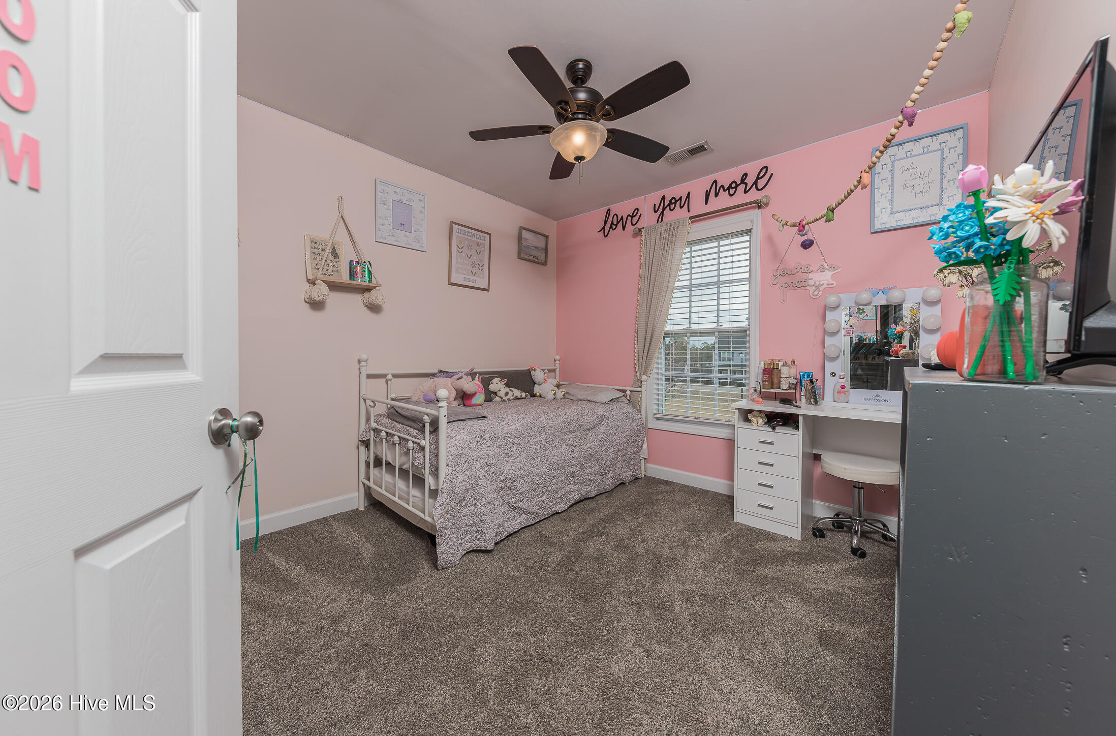 100556054 | Photo 31