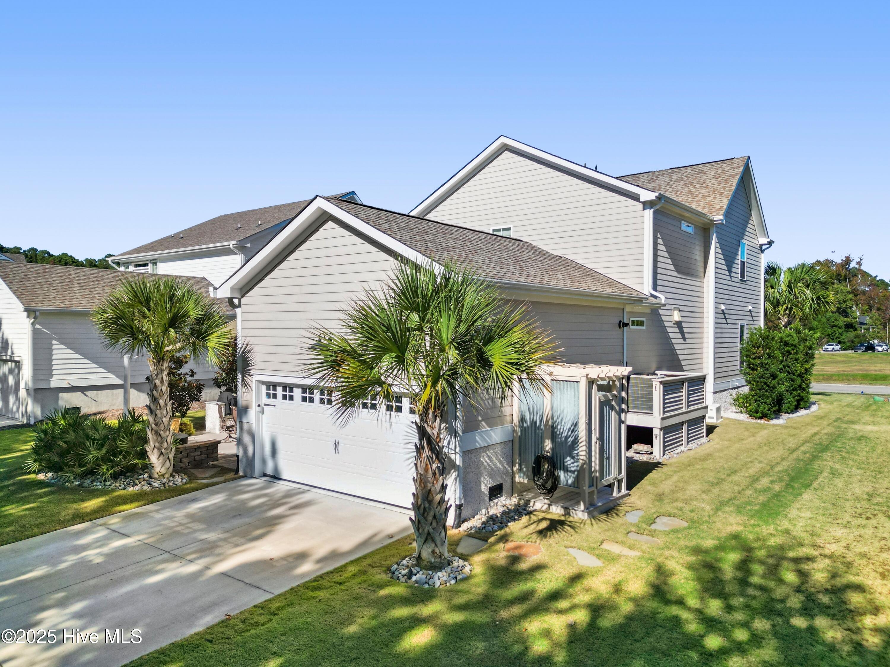 100551438 | Photo 56