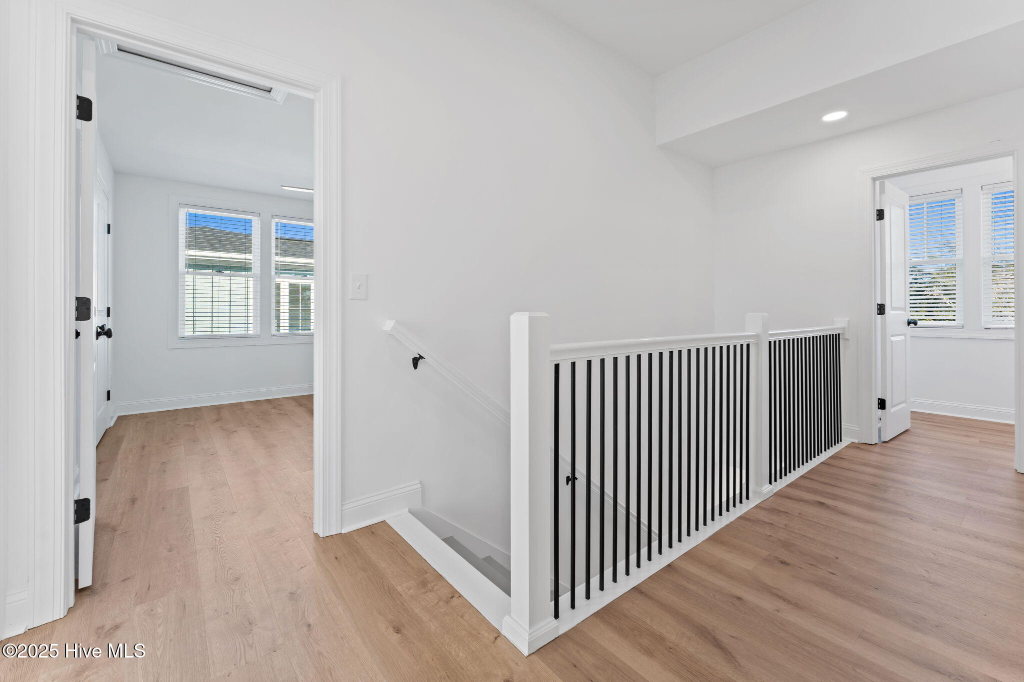 100539772 | Photo 33