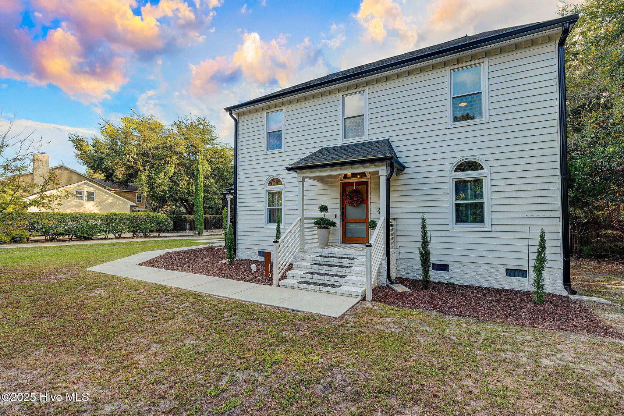 100534059 | Photo 52