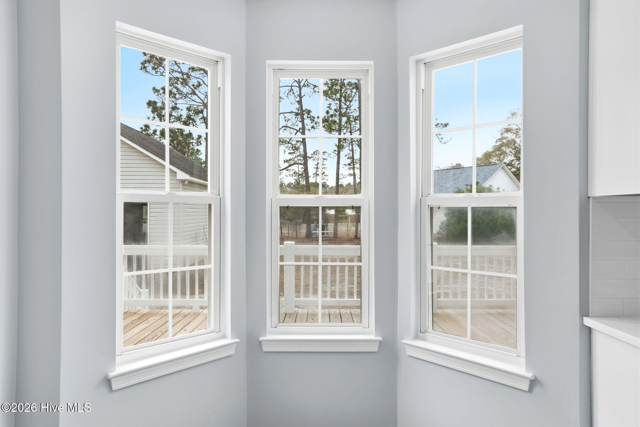 100557093 | Photo 31