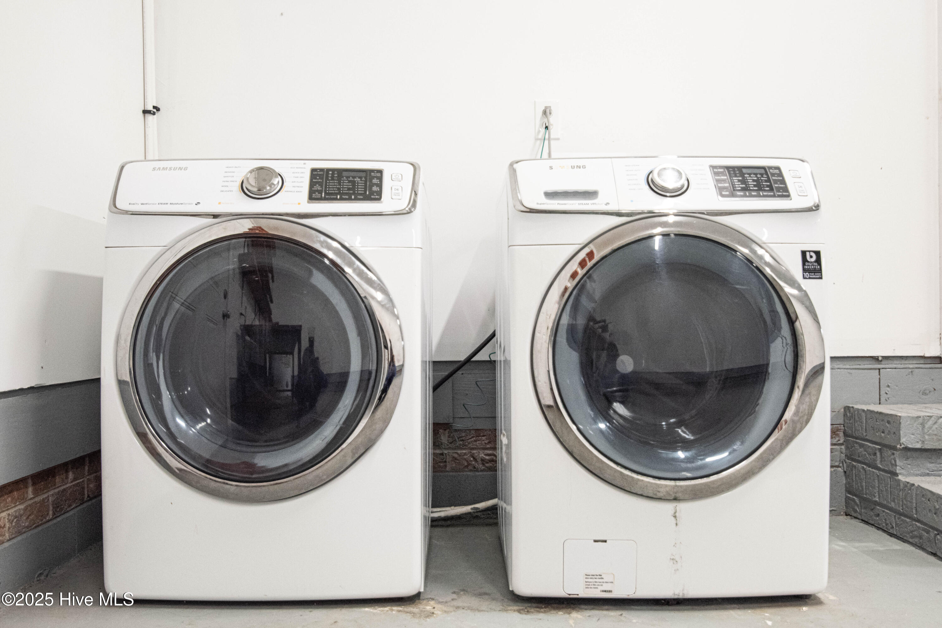 100536196 | Photo 18