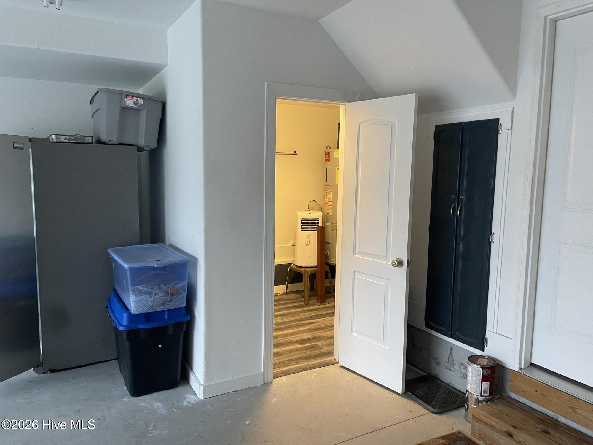 100555586 | Photo 30