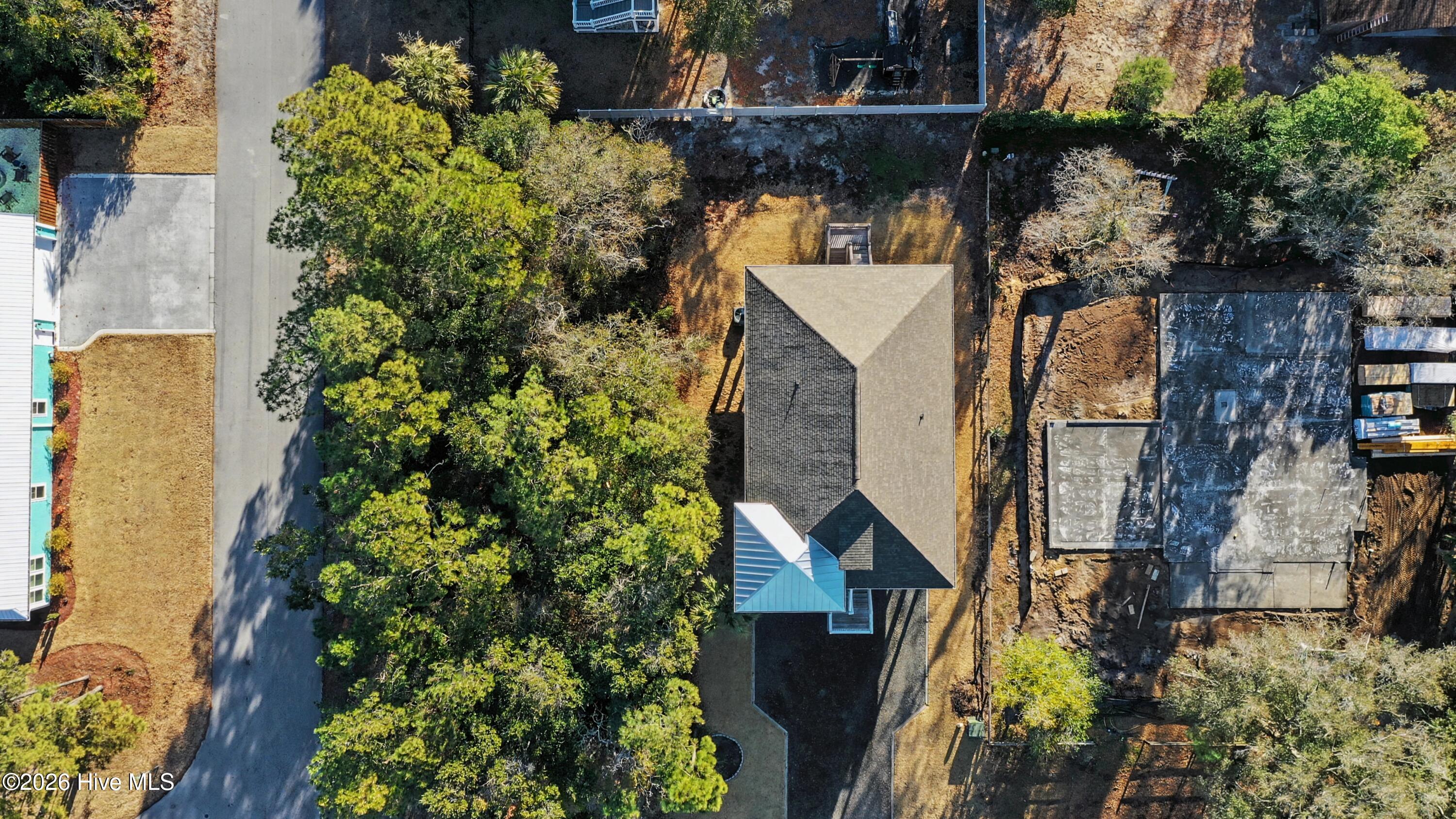 100555337 | Photo 32