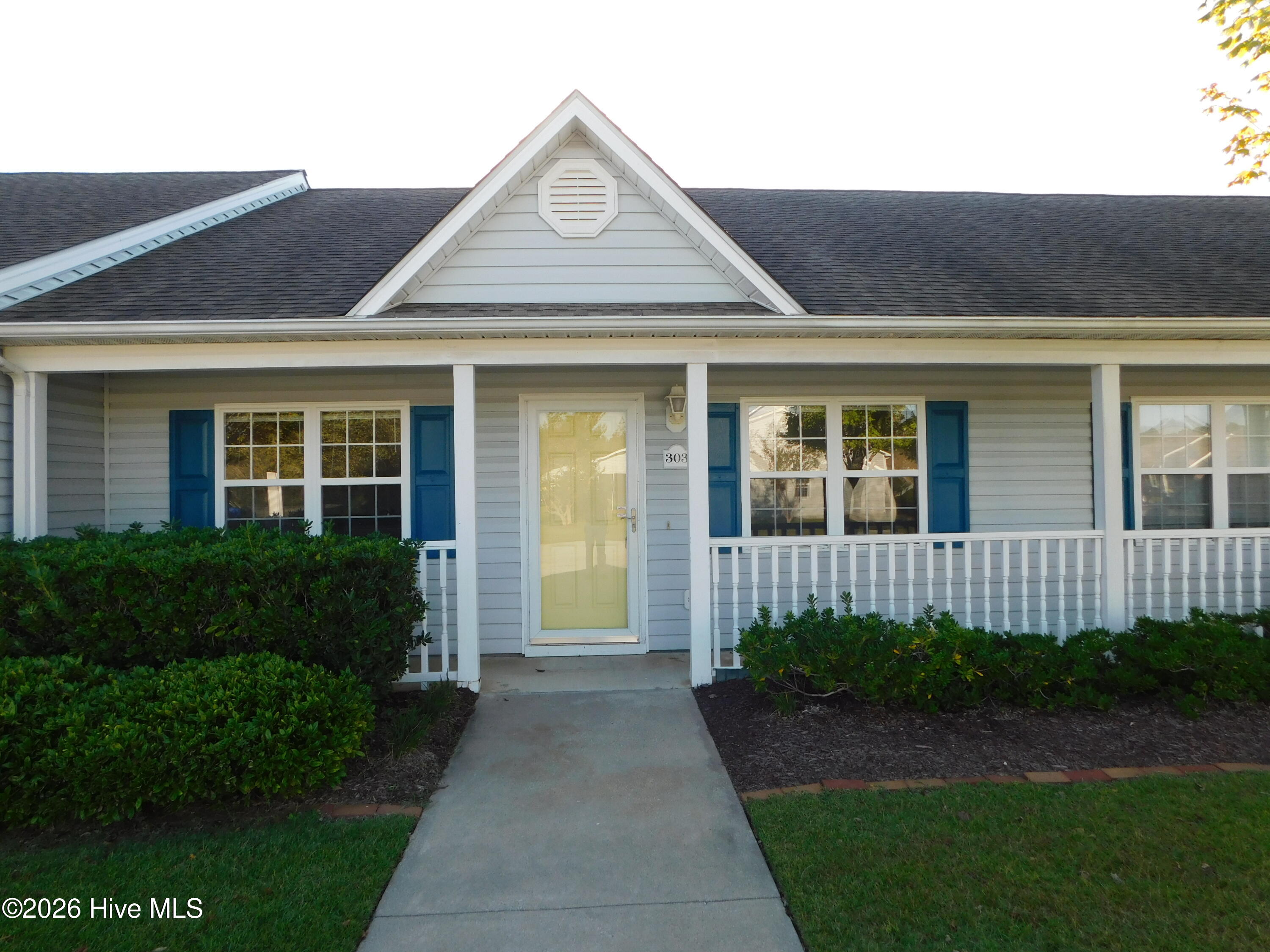 303 Courtyard E 303,Beaufort