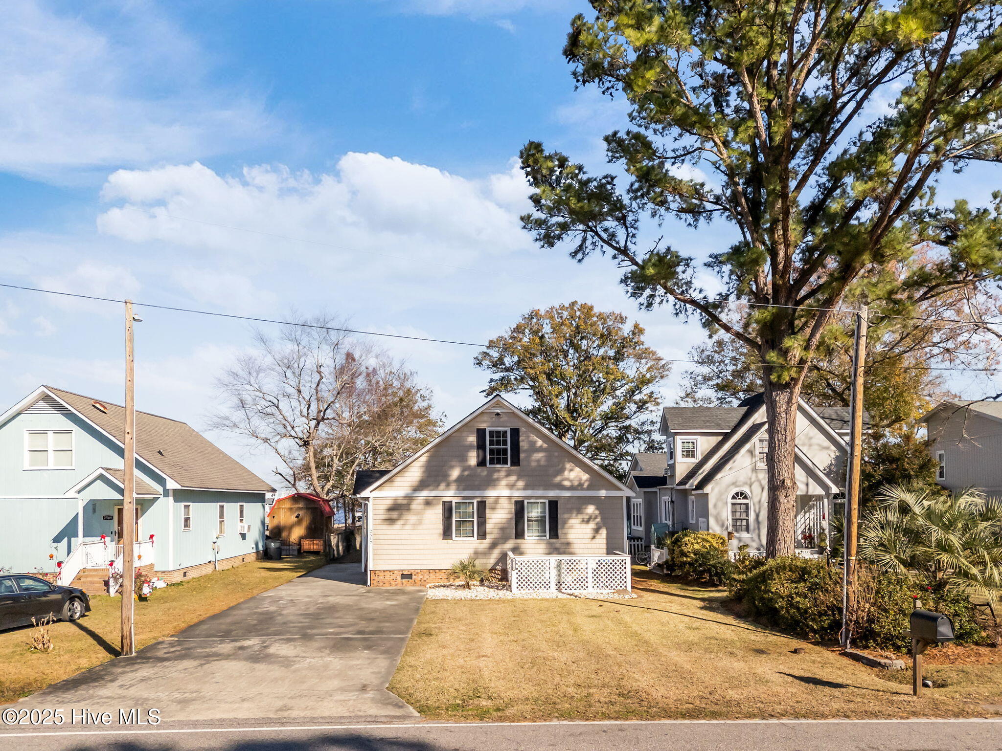 100545824 | Photo 45