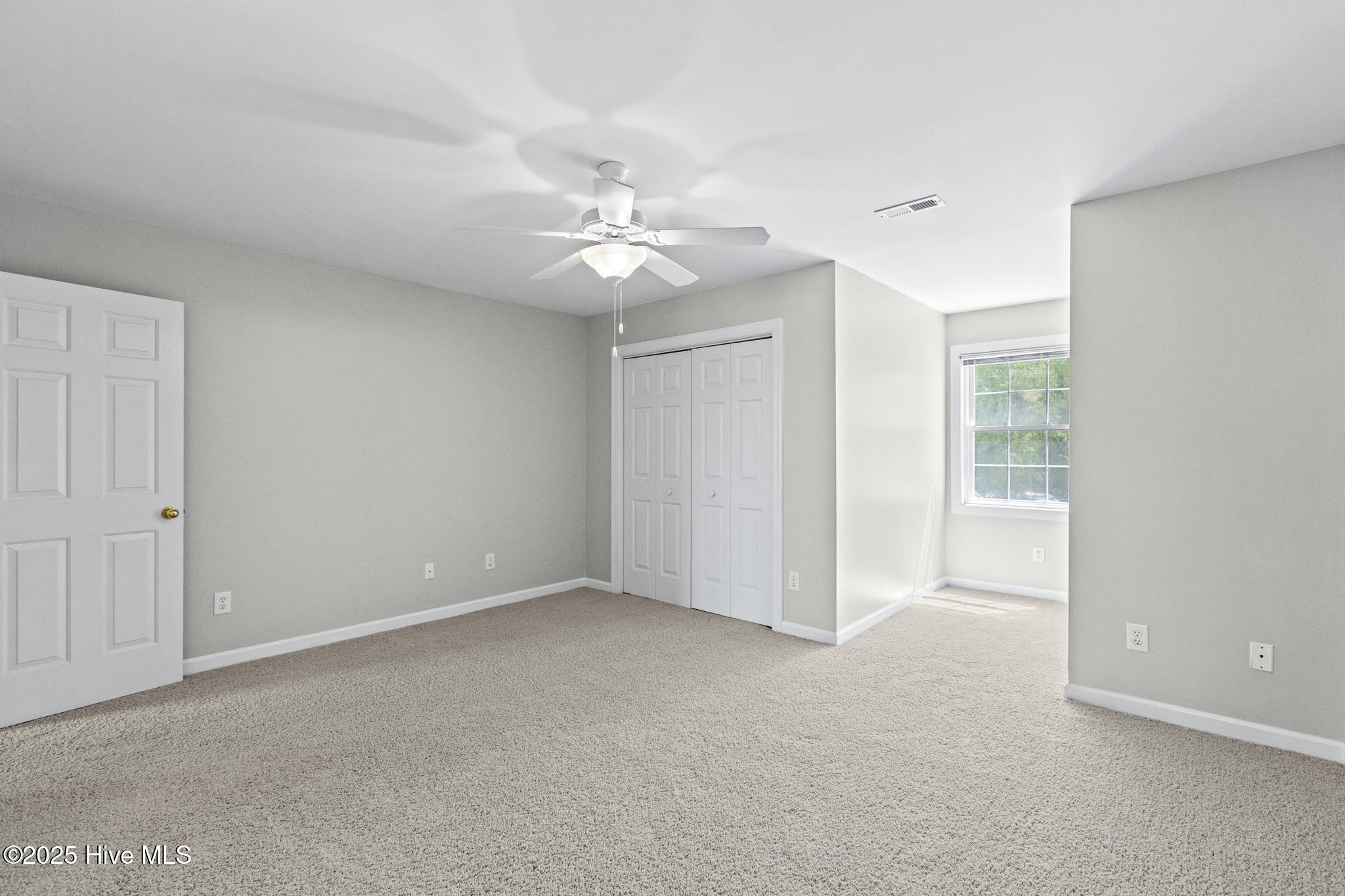 100508292 | Photo 47