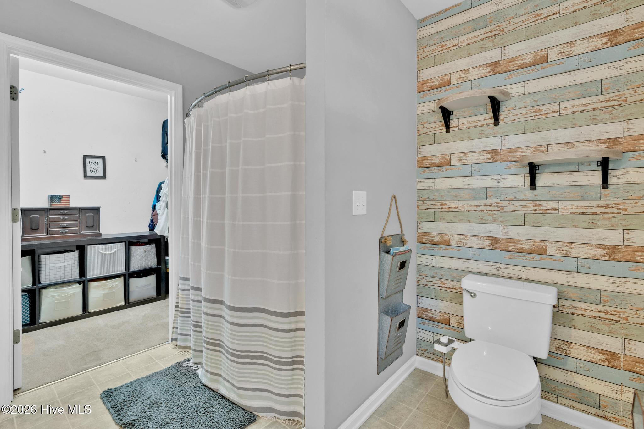 100559055 | Photo 16