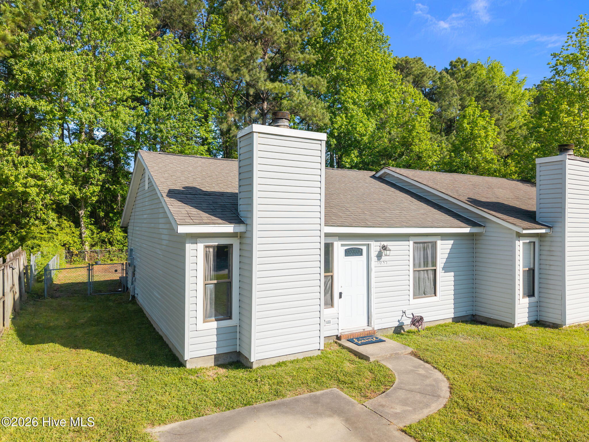 1037 Spring Villa Drive, Jacksonville, NC 28540 – photo 2: 28-web-or-mls-1037 Spring Villa Dr. 69
