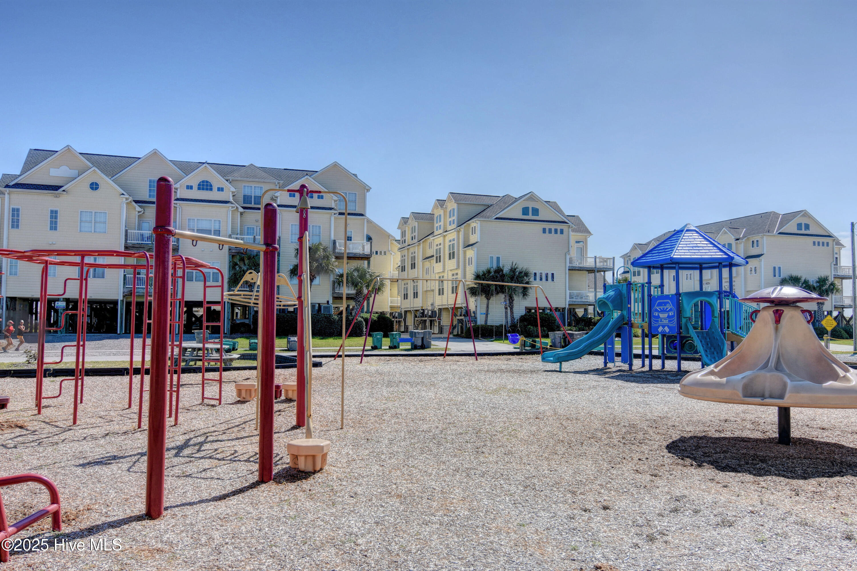 Homes for sale in Surf City, NC | 203 Summer Winds Pl, Surf City, NC 28445 | MLS# 100508177