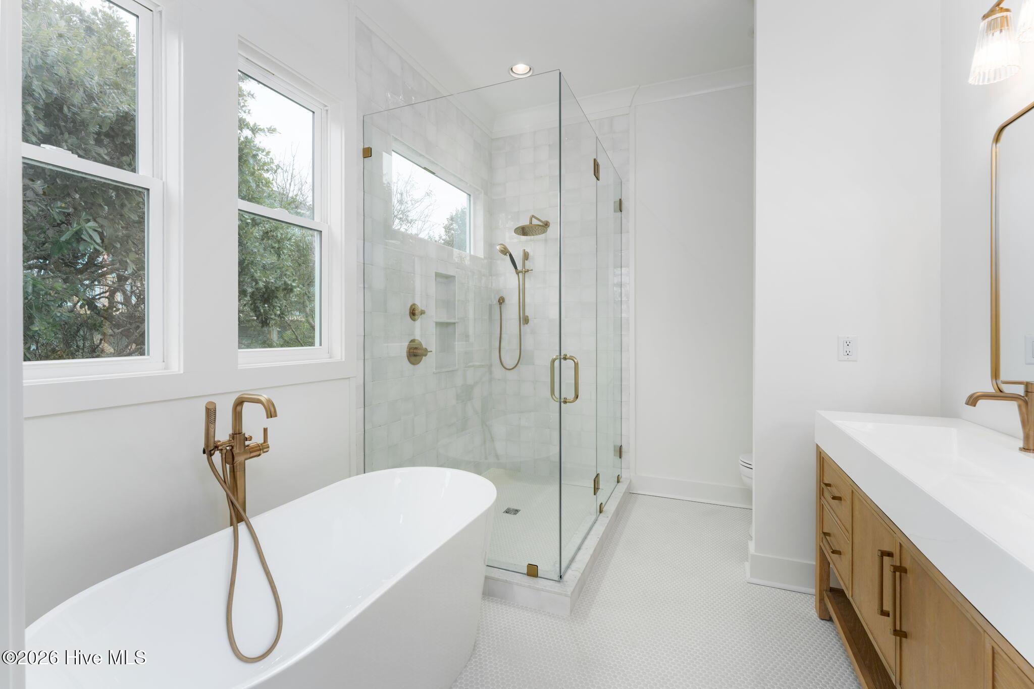 100 Peregrine Court, Surf City, NC 28445 – photo 22: bathroom-03b