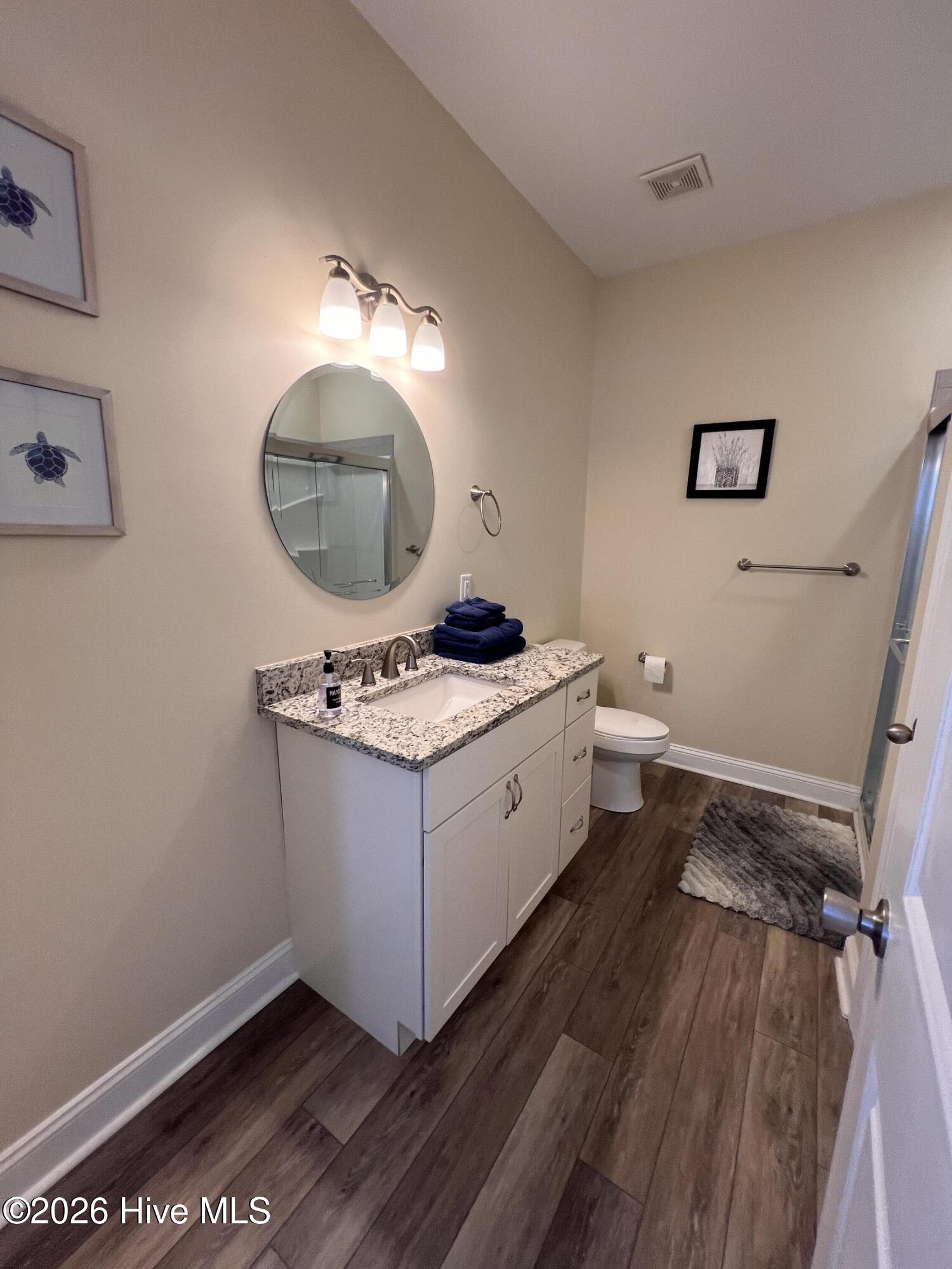 100564995 | Photo 16