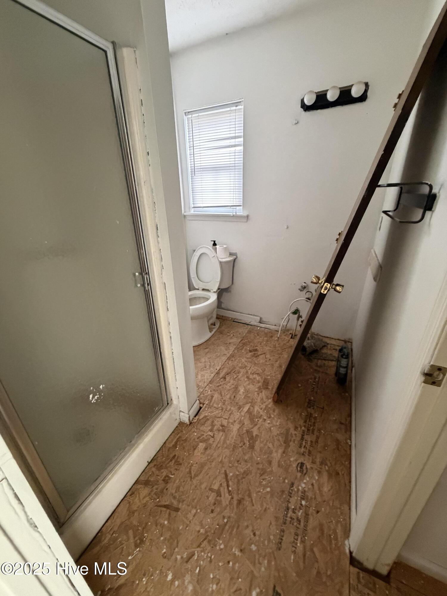 100489747 | Photo 10